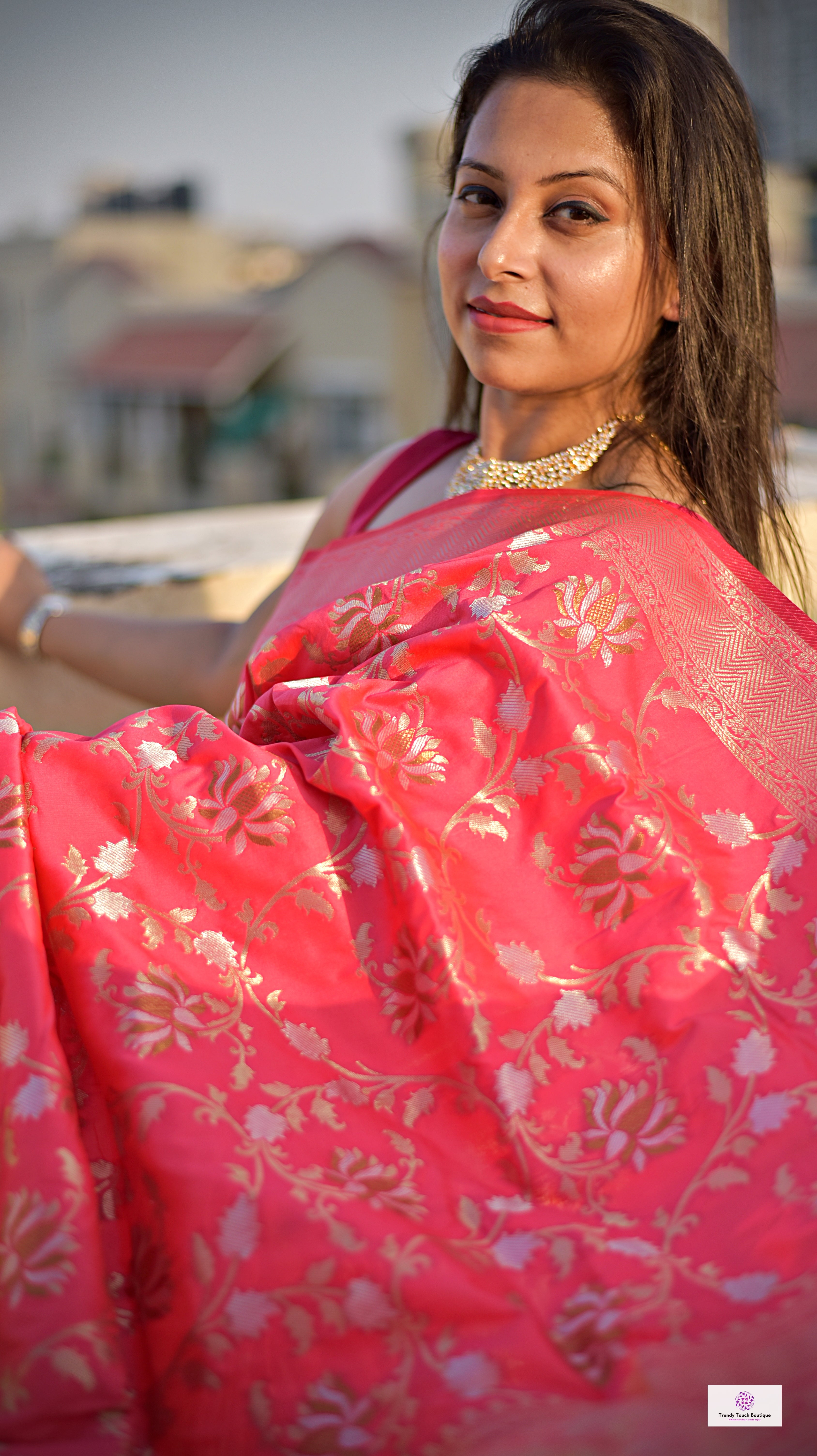 fiery pink gold silver zari work tassle pallu banarasi silk saree affordable price with blouse piece designer party wear wedding function celebration saree