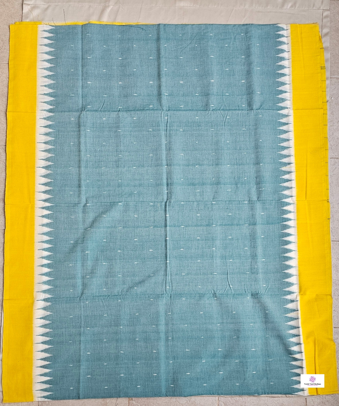 Mahek - Handloom Pochampally Ikkat - Cotton Saree