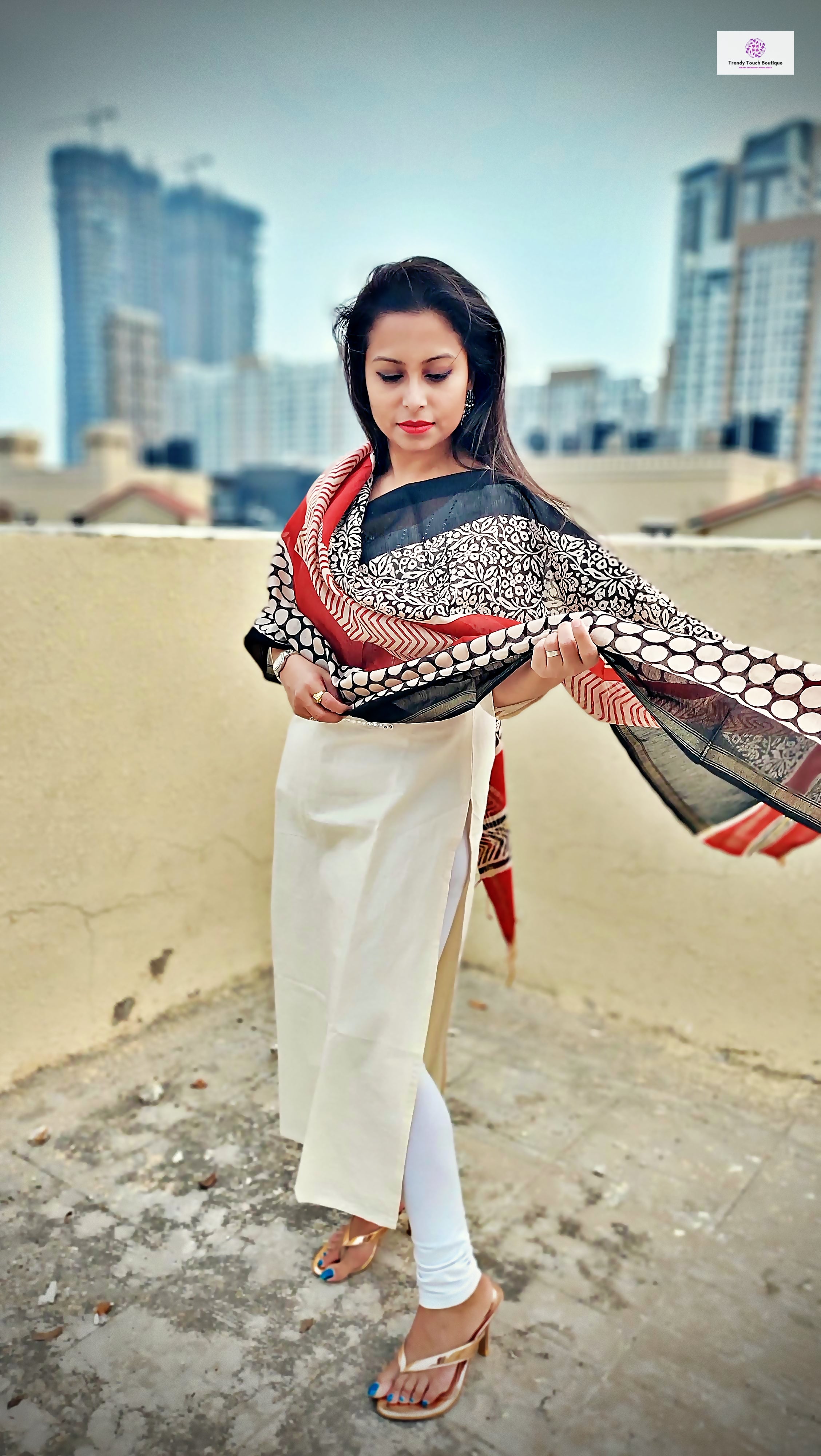 Rakhi Gift Chanderi Silk Dupatta red and black for the newly wed sis
