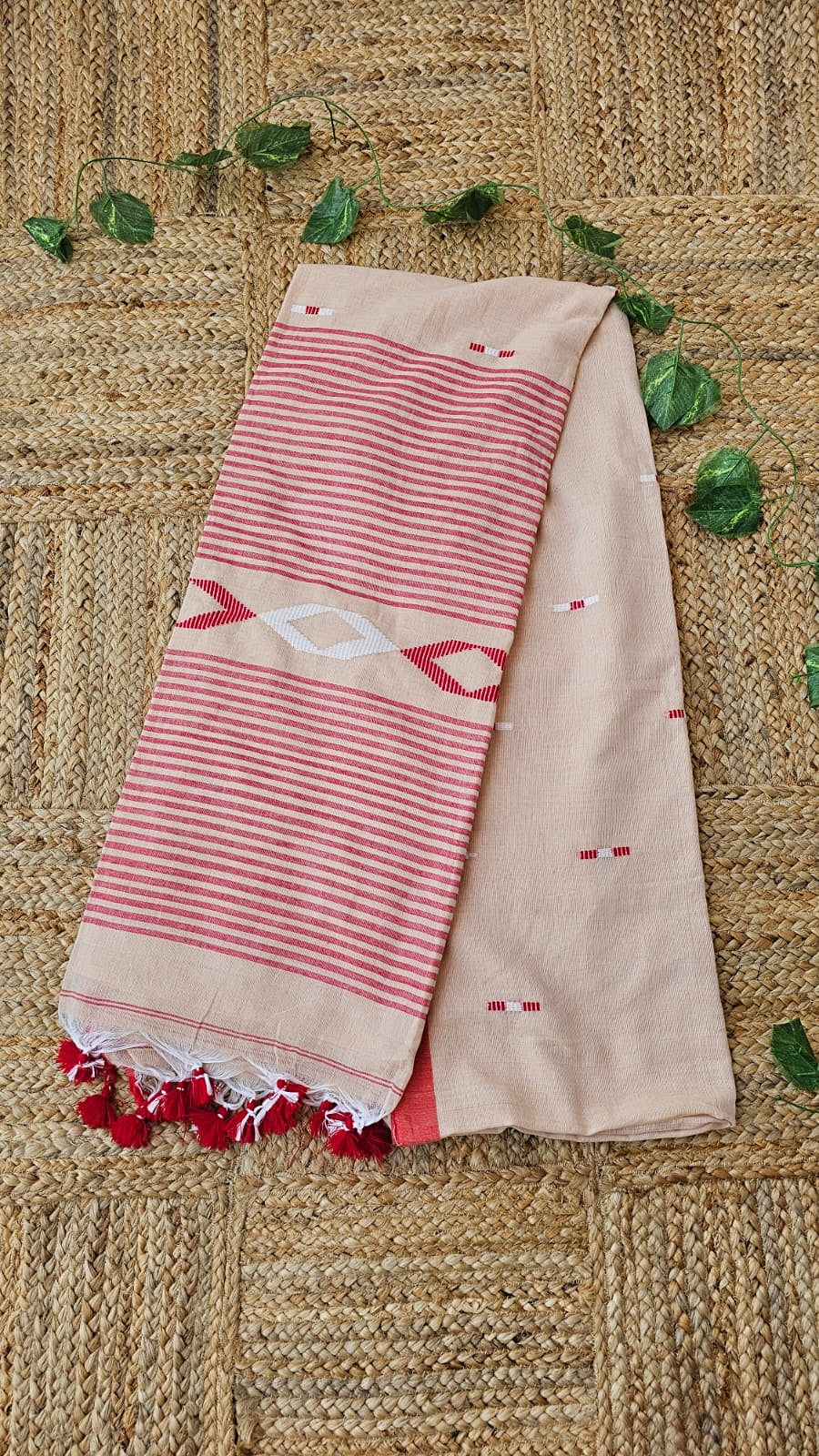 Surmai - Jamdani Handloom - Mulcotton Saree
