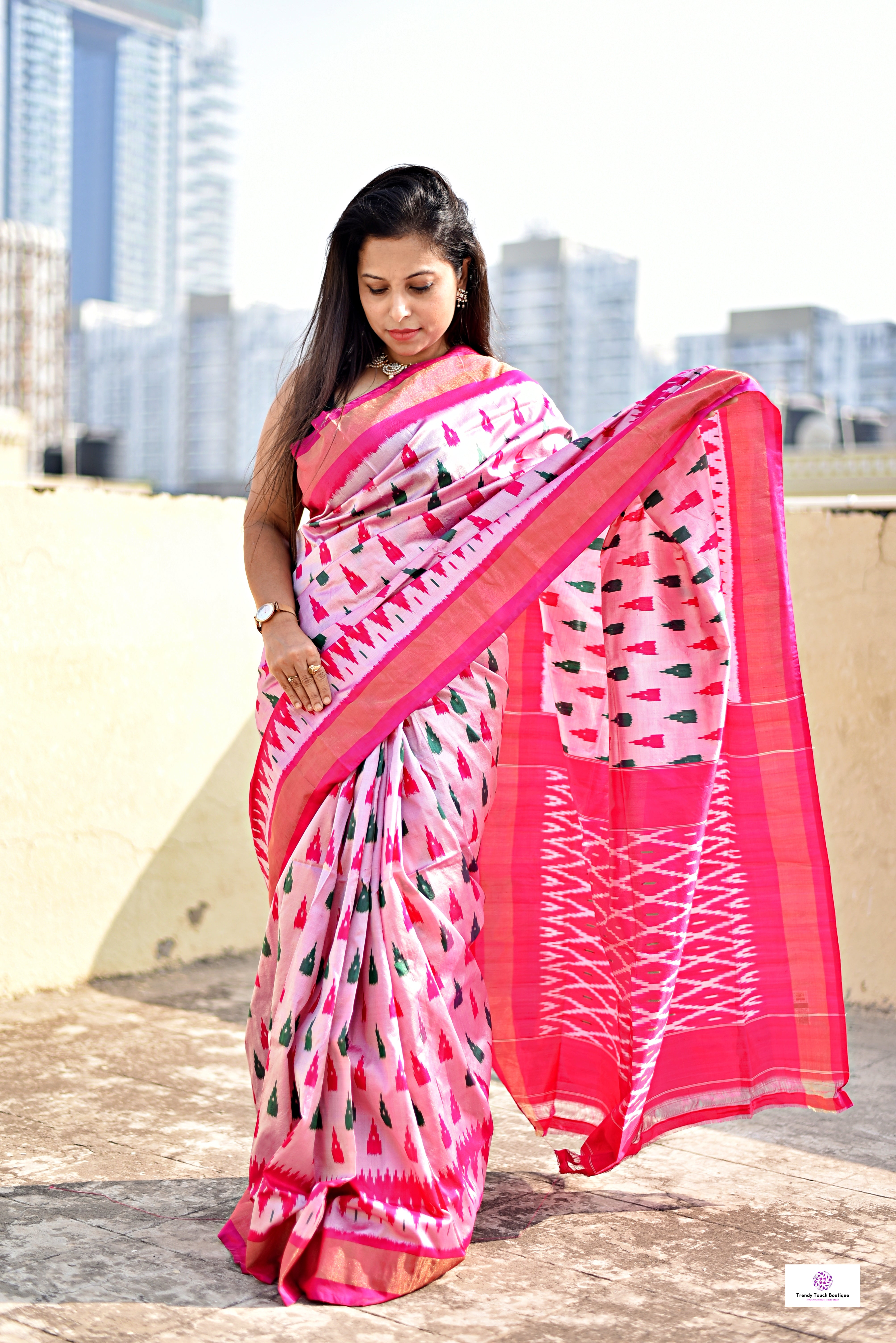 Deepika – Pochampally Ikkat Handloom Pure Silk (with Silk Mark)