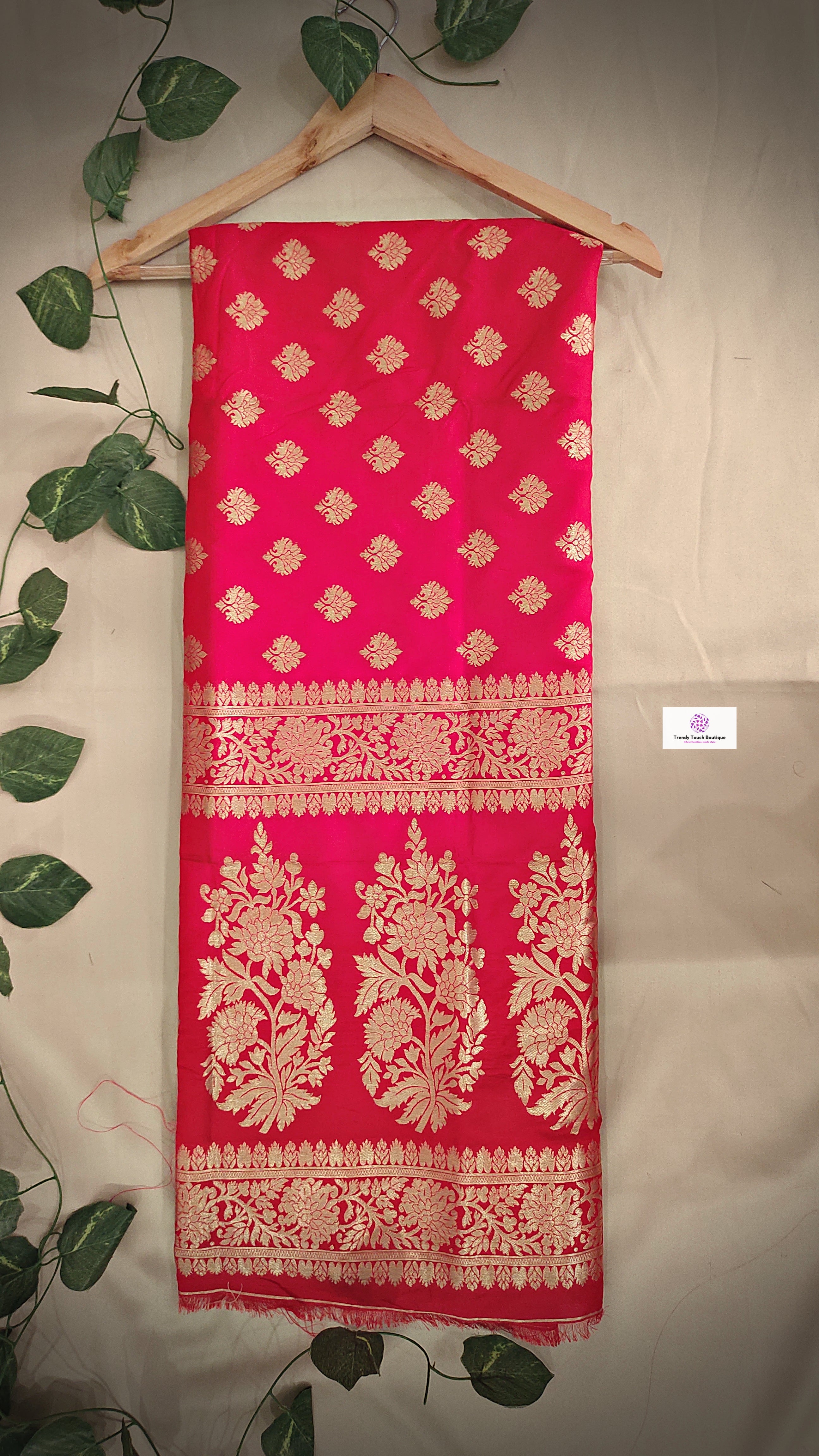 red banarasi silk zari work sare wedding wear marriage function party wear saree affordable price