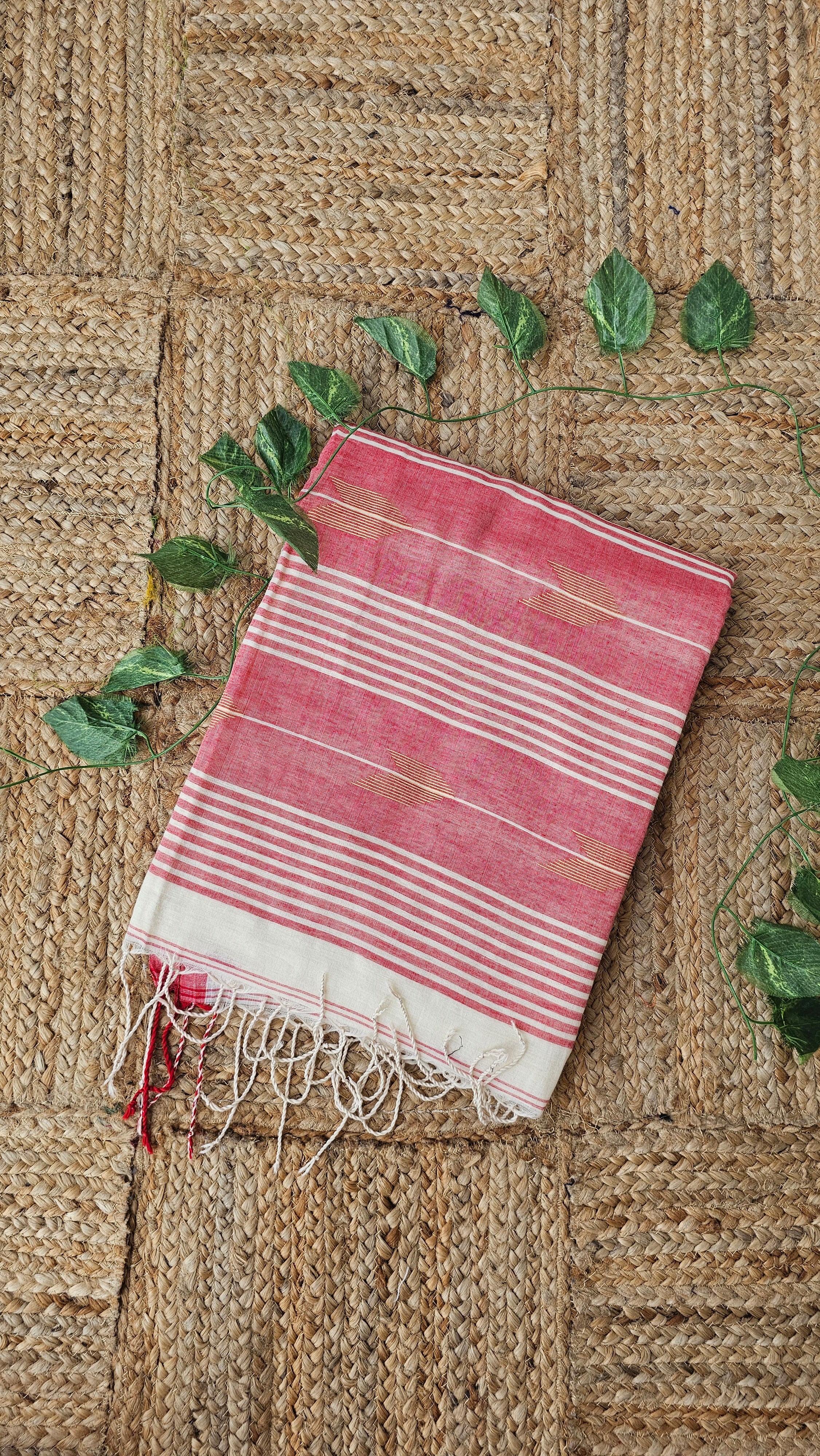 Godhuli - Jamdani Handloom - Cotton Saree