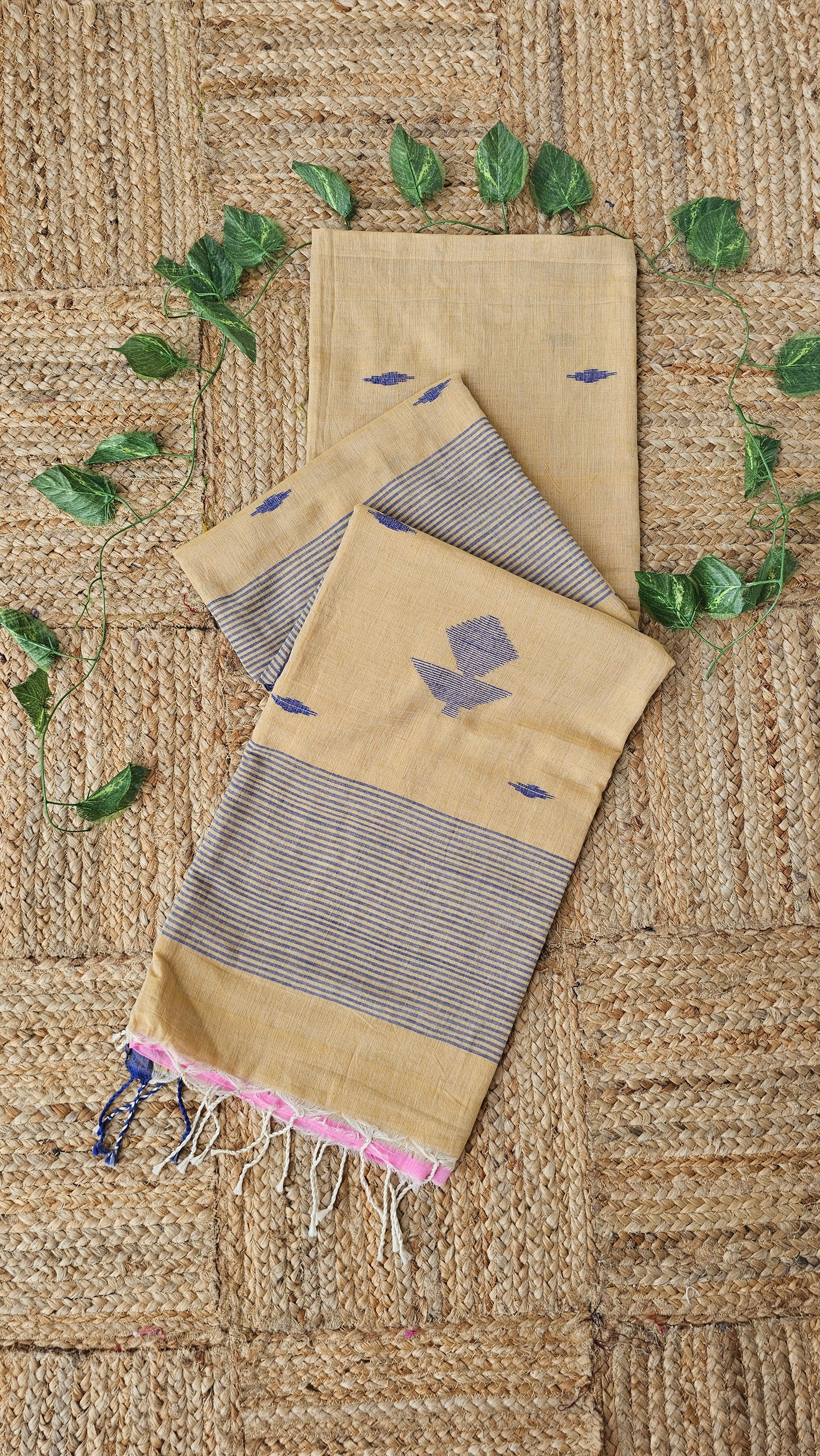 Morubhumi - Jamdani Handloom - Cotton Saree