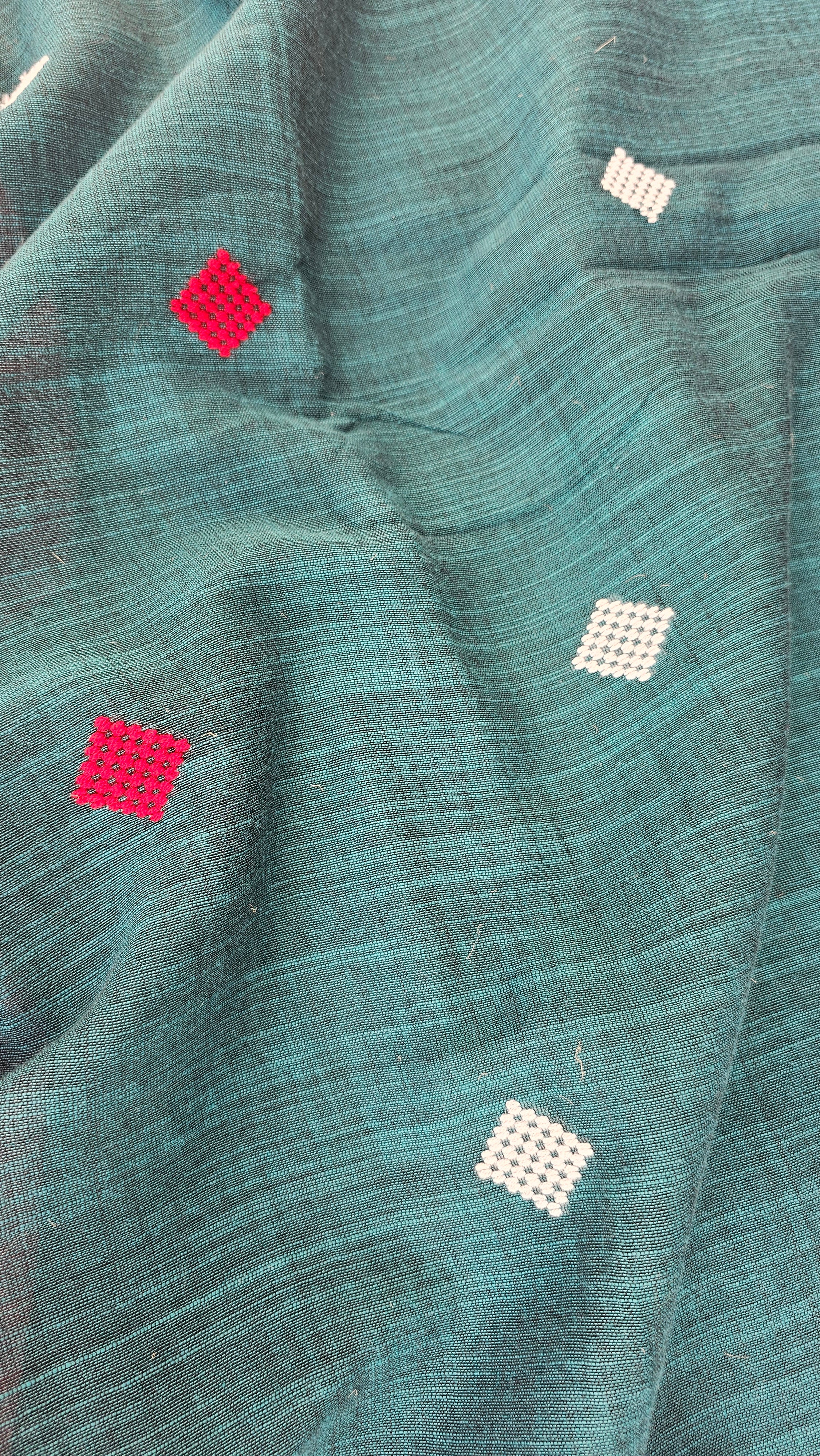 Pronoy - Handloom - Cotton Saree