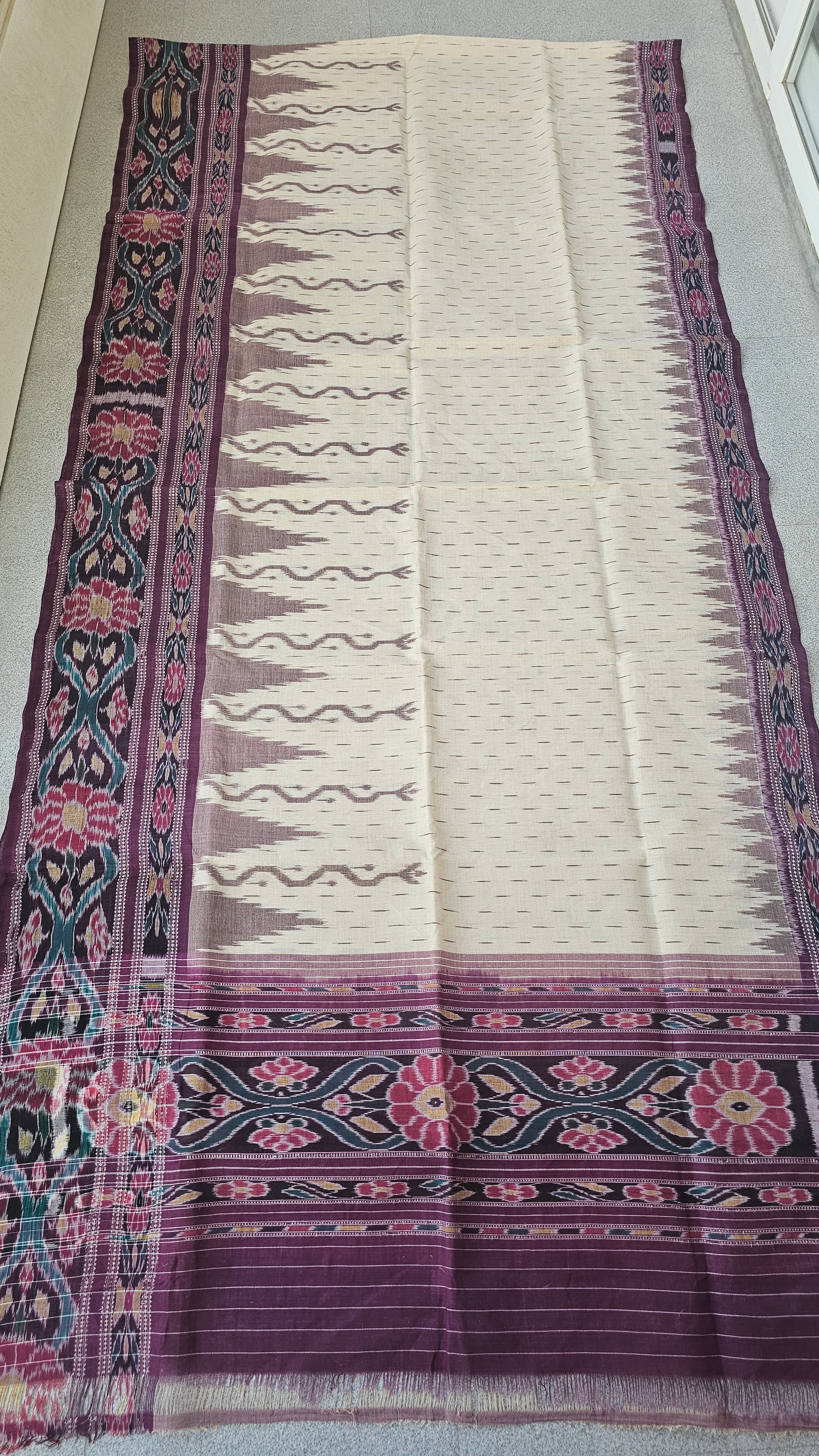 Aparna - Sambalpuri Ikkat Cotton Handloom Saree