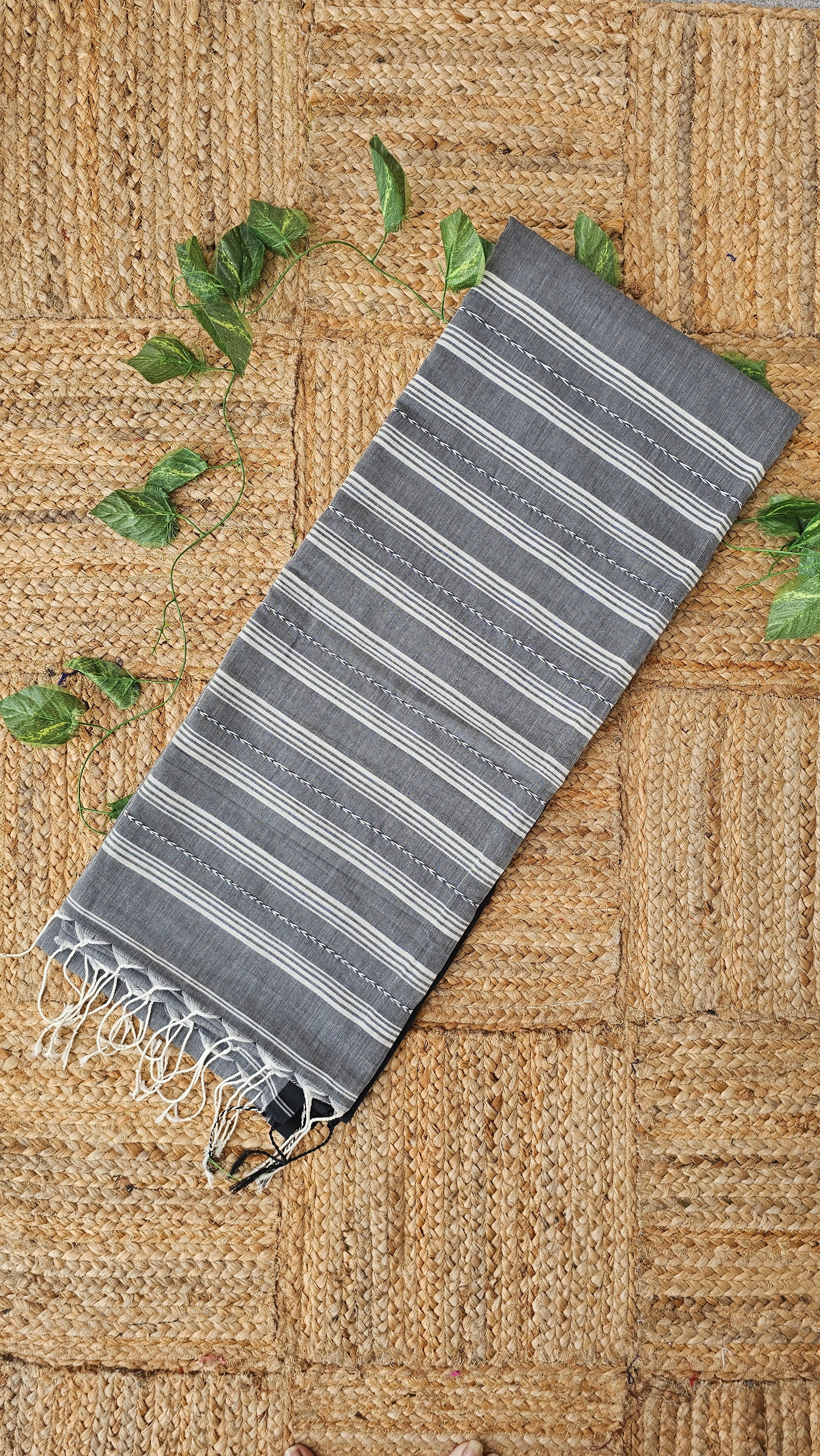 Meghmaya - Jamdani Handloom - Cotton Saree