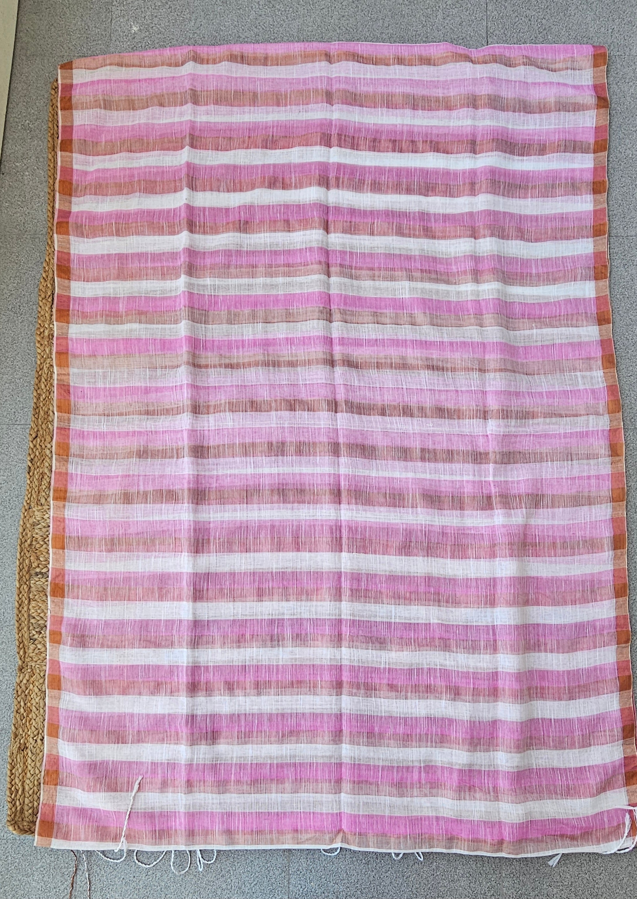 Padma Dighi - Jamdani Handloom - Pure Linen Saree