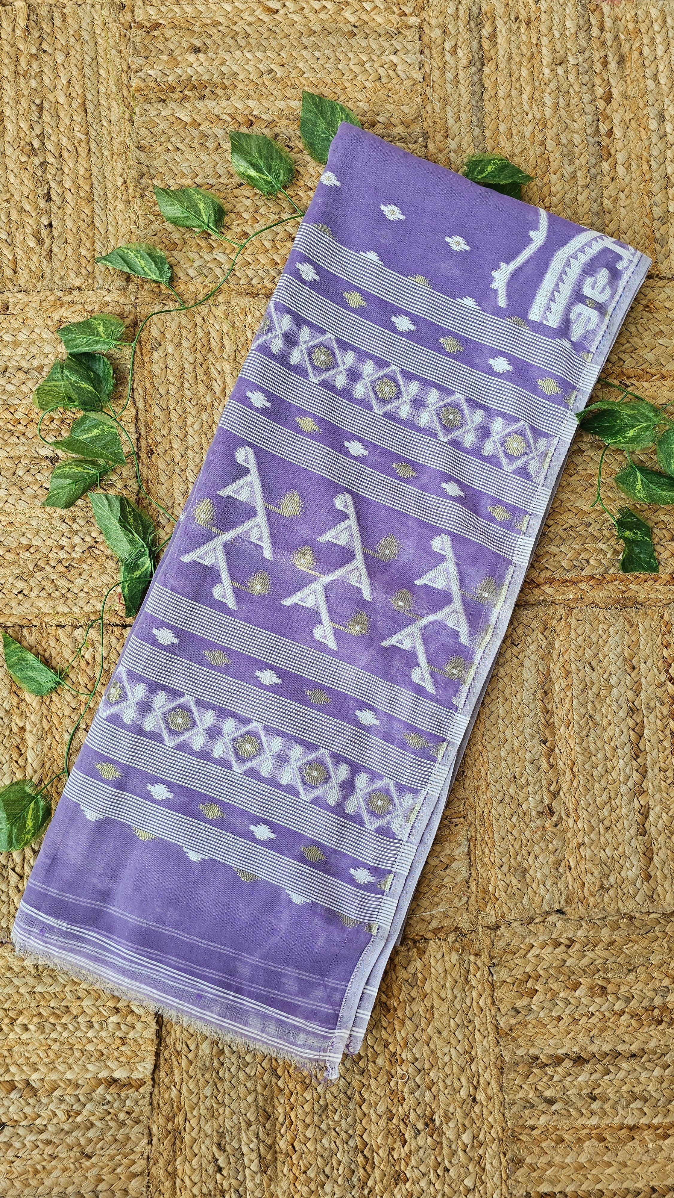 Kunjo - Dhakai Jamdani (Soft Starch-free)