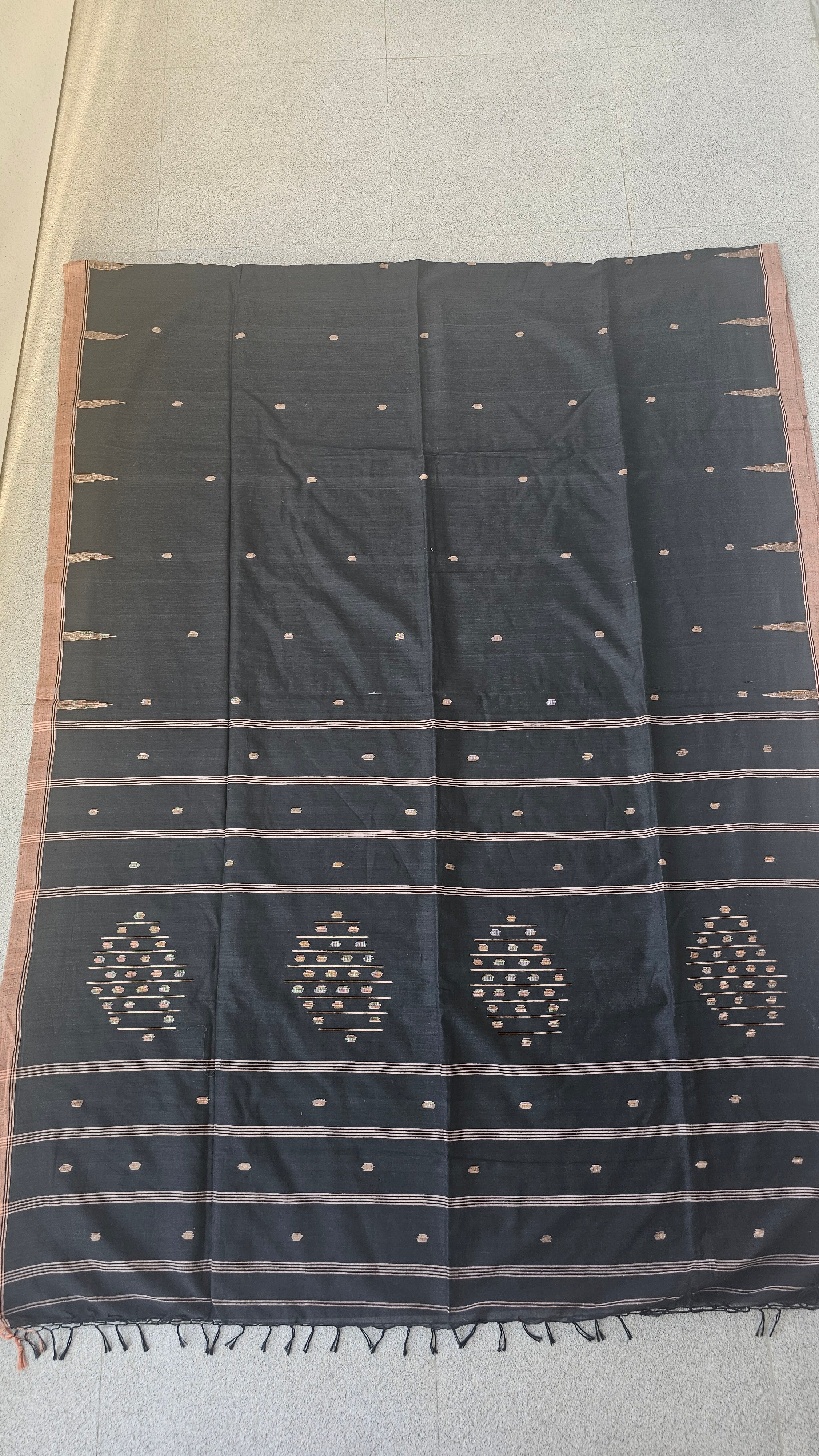 Raatkali - Needle Jamdani Handloom - Cotton Saree