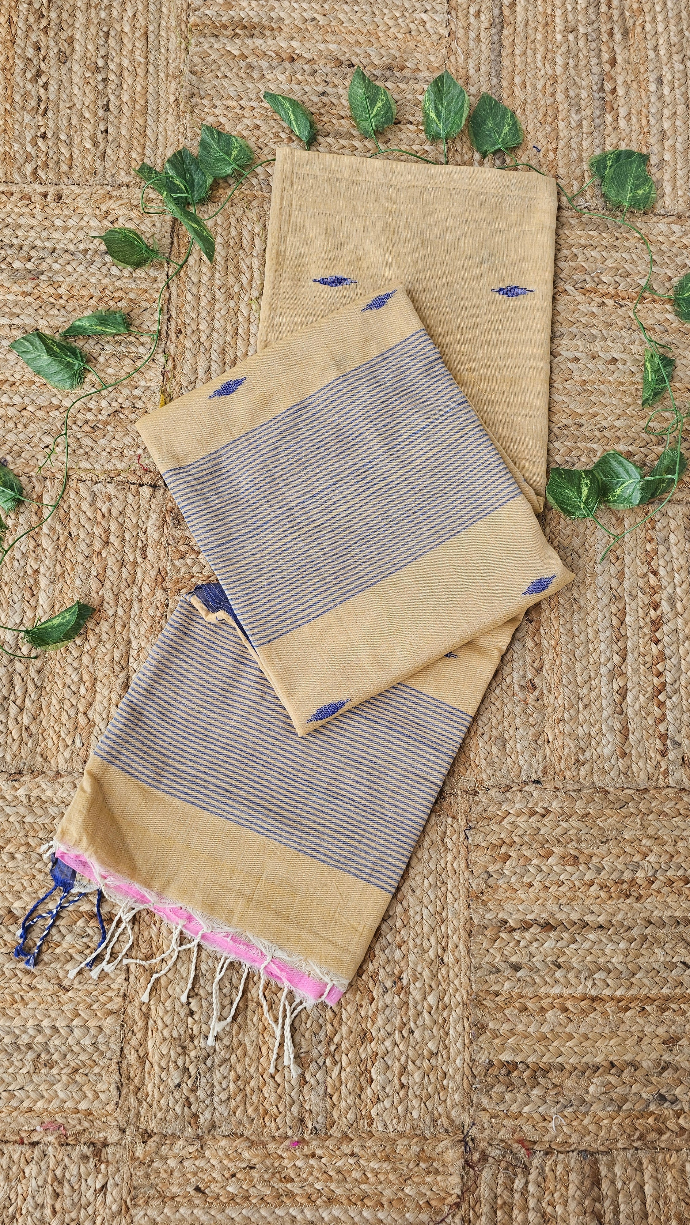 Morubhumi - Jamdani Handloom - Cotton Saree