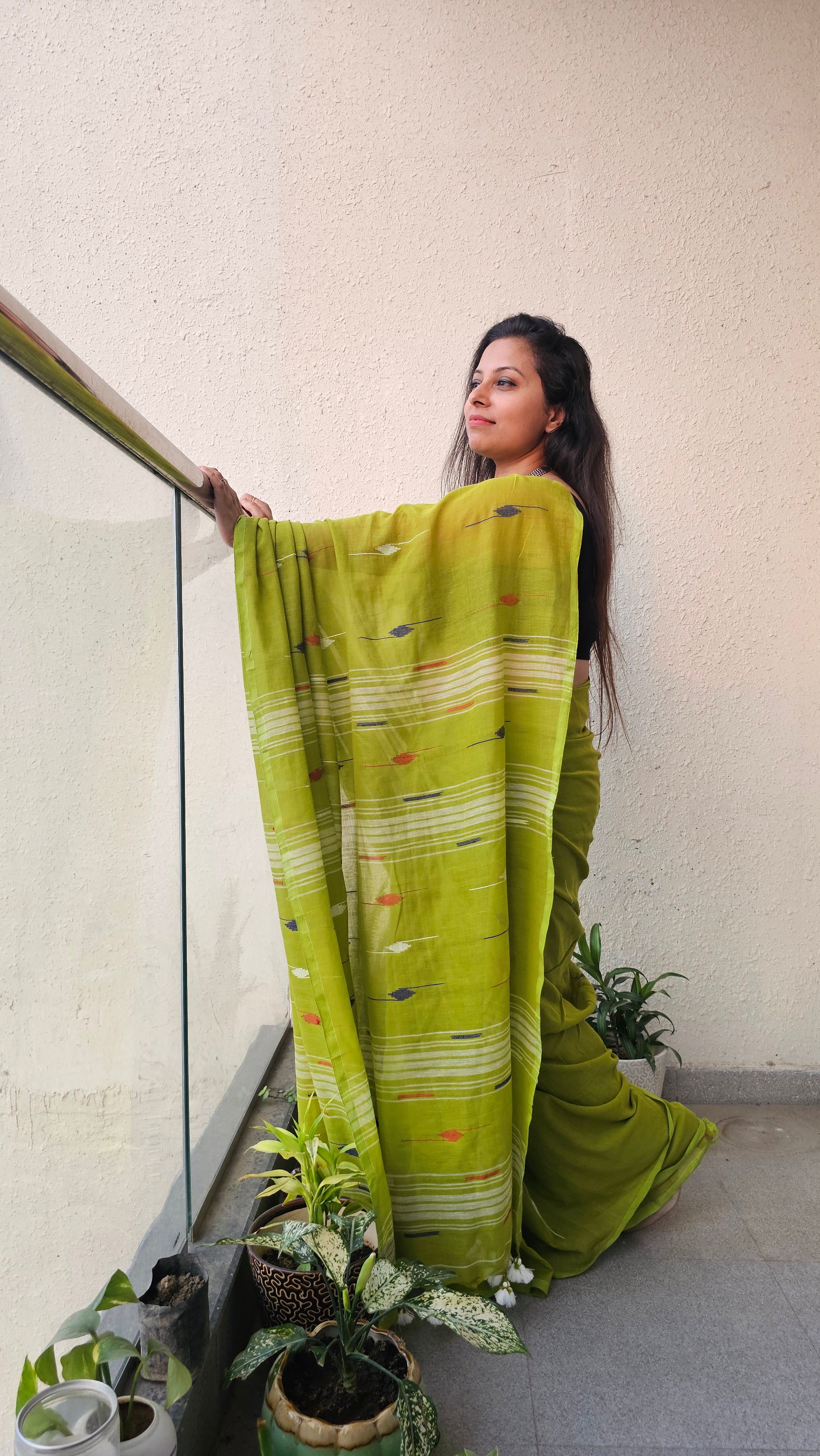 Durba - Needle Jamdani Handloom - Mulcotton Saree