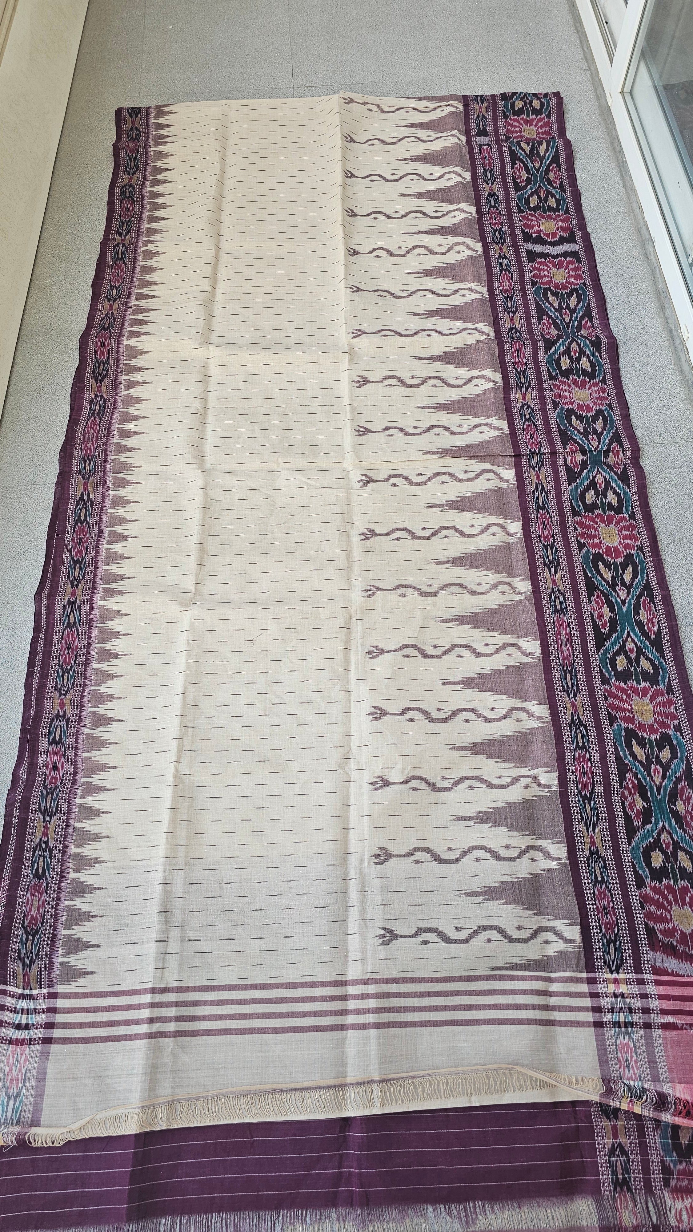 Aparna - Sambalpuri Ikkat Cotton Handloom Saree