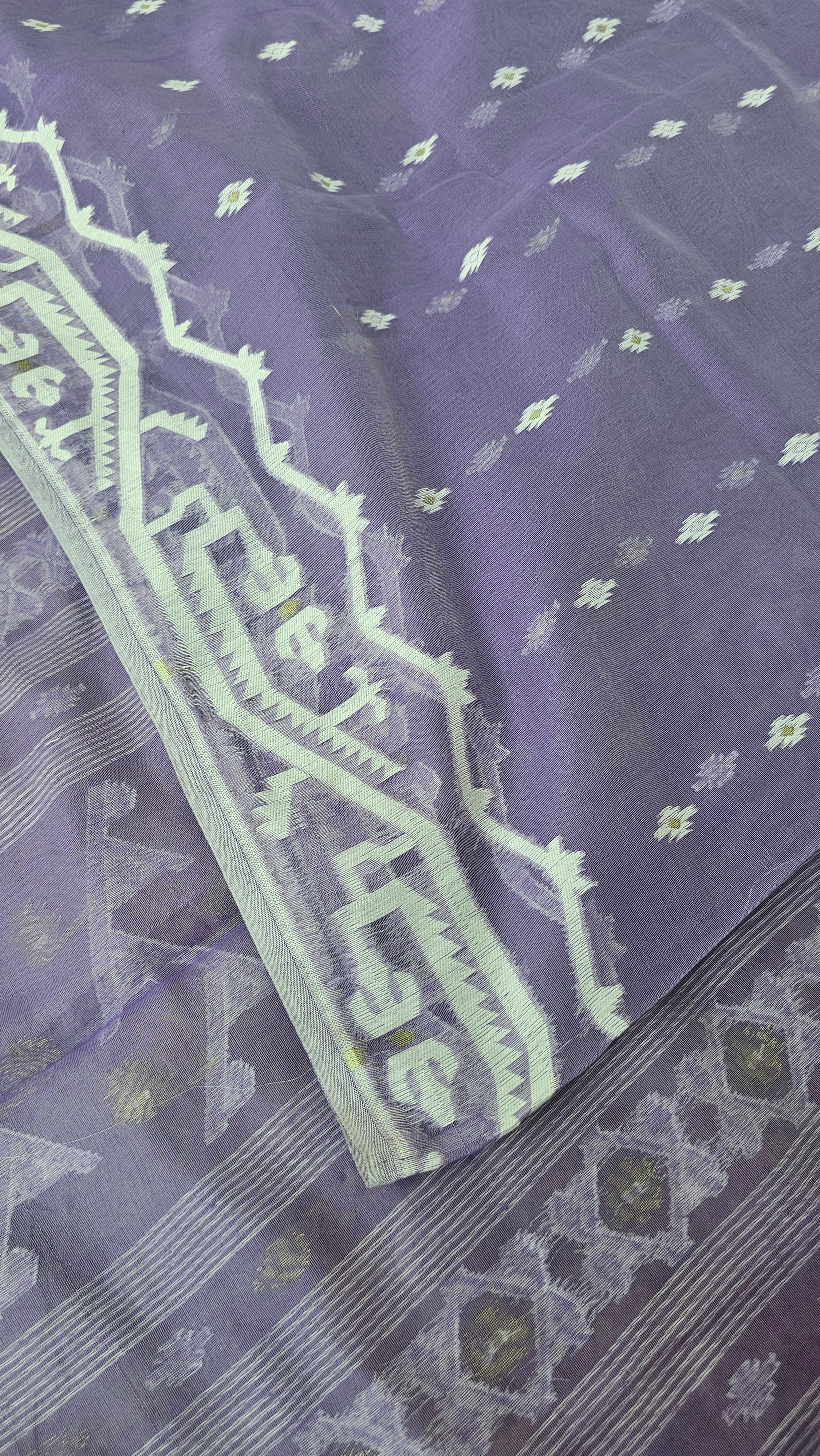 Kunjo - Dhakai Jamdani (Soft Starch-free)