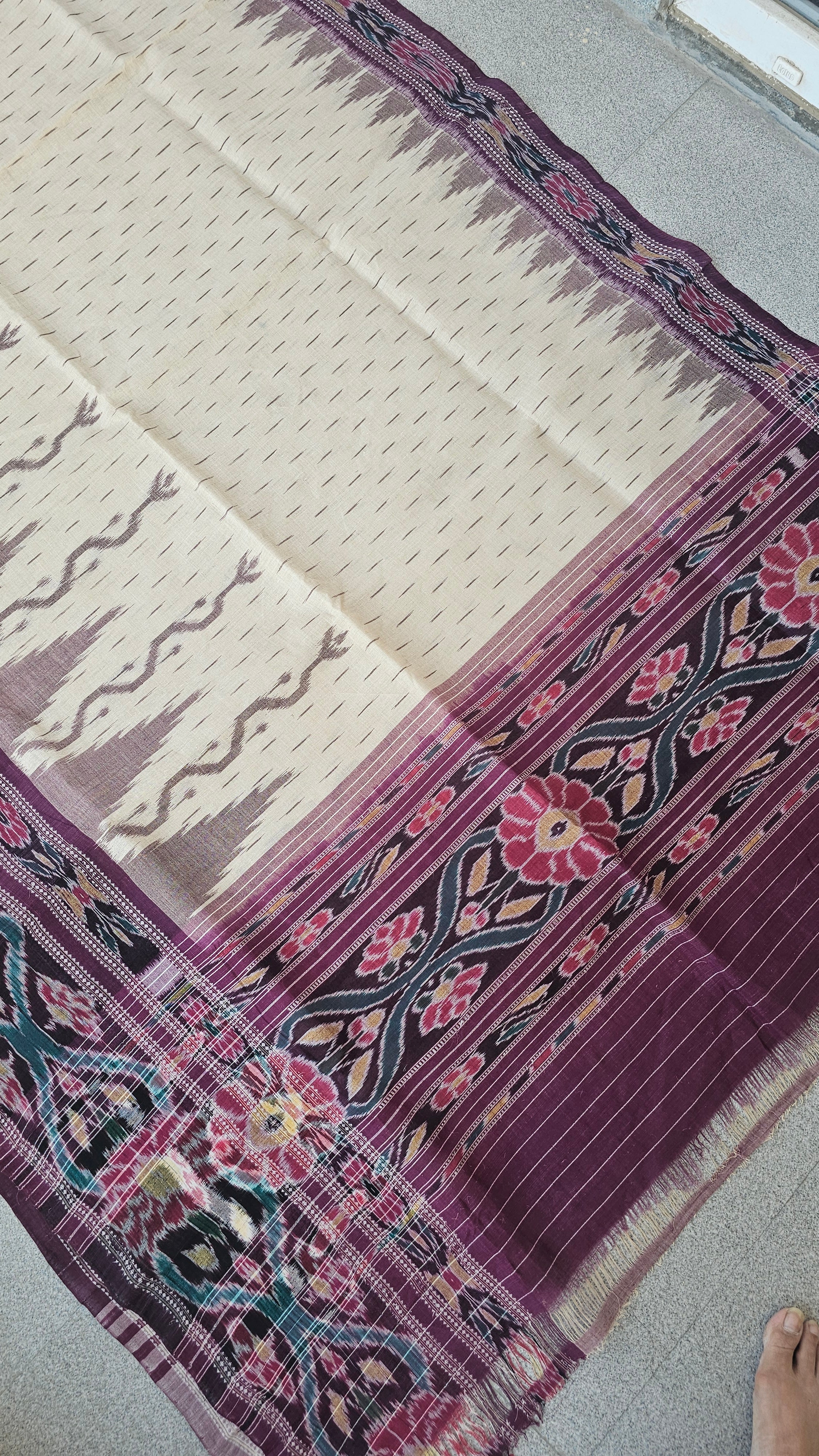Aparna - Sambalpuri Ikkat Cotton Handloom Saree