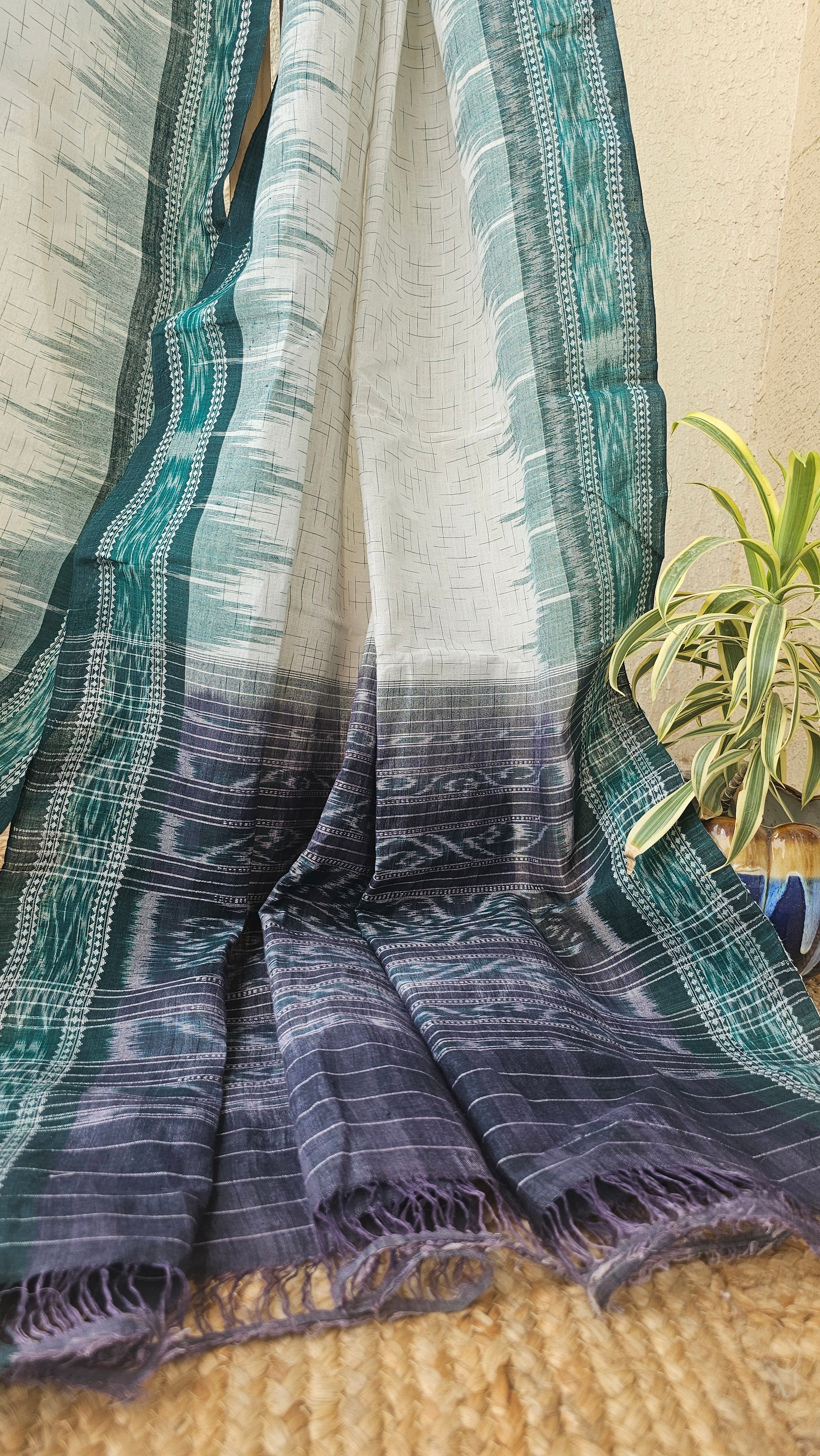 Gargi - Sambalpuri Ikkat Cotton Handloom Saree