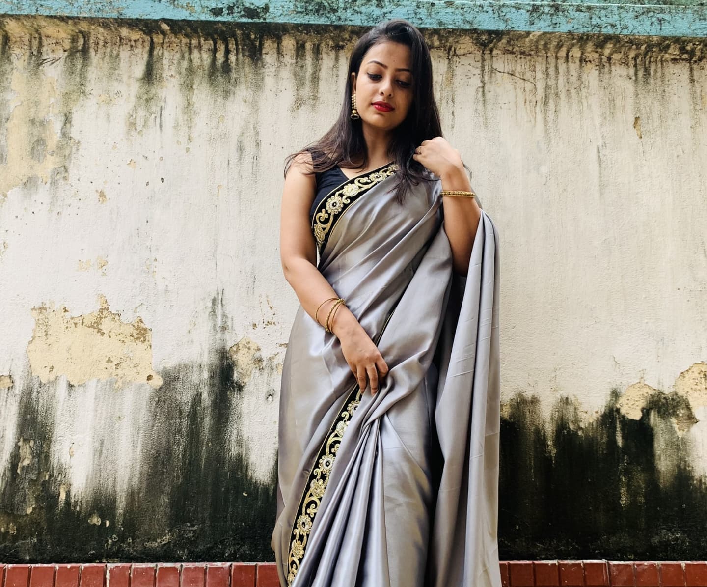 KADAMBINI - ZARDOSI WORK GREY - SATIN SILK