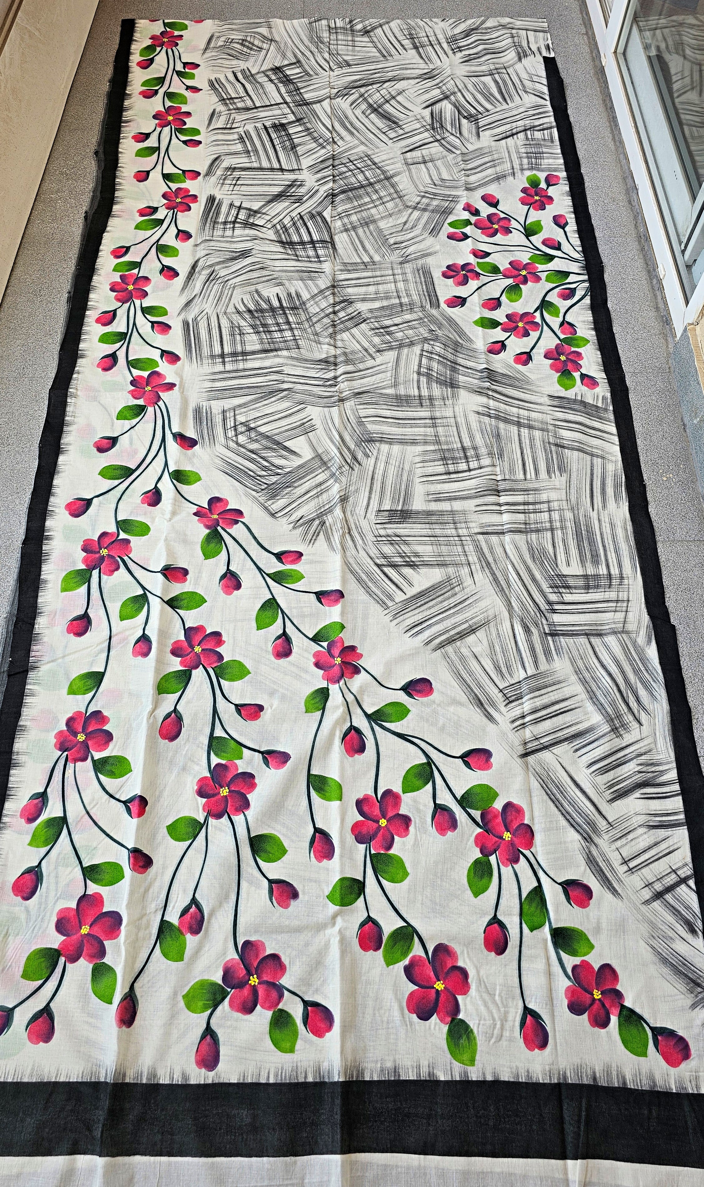 Dhumini - Handpainted - Pure Cotton Saree