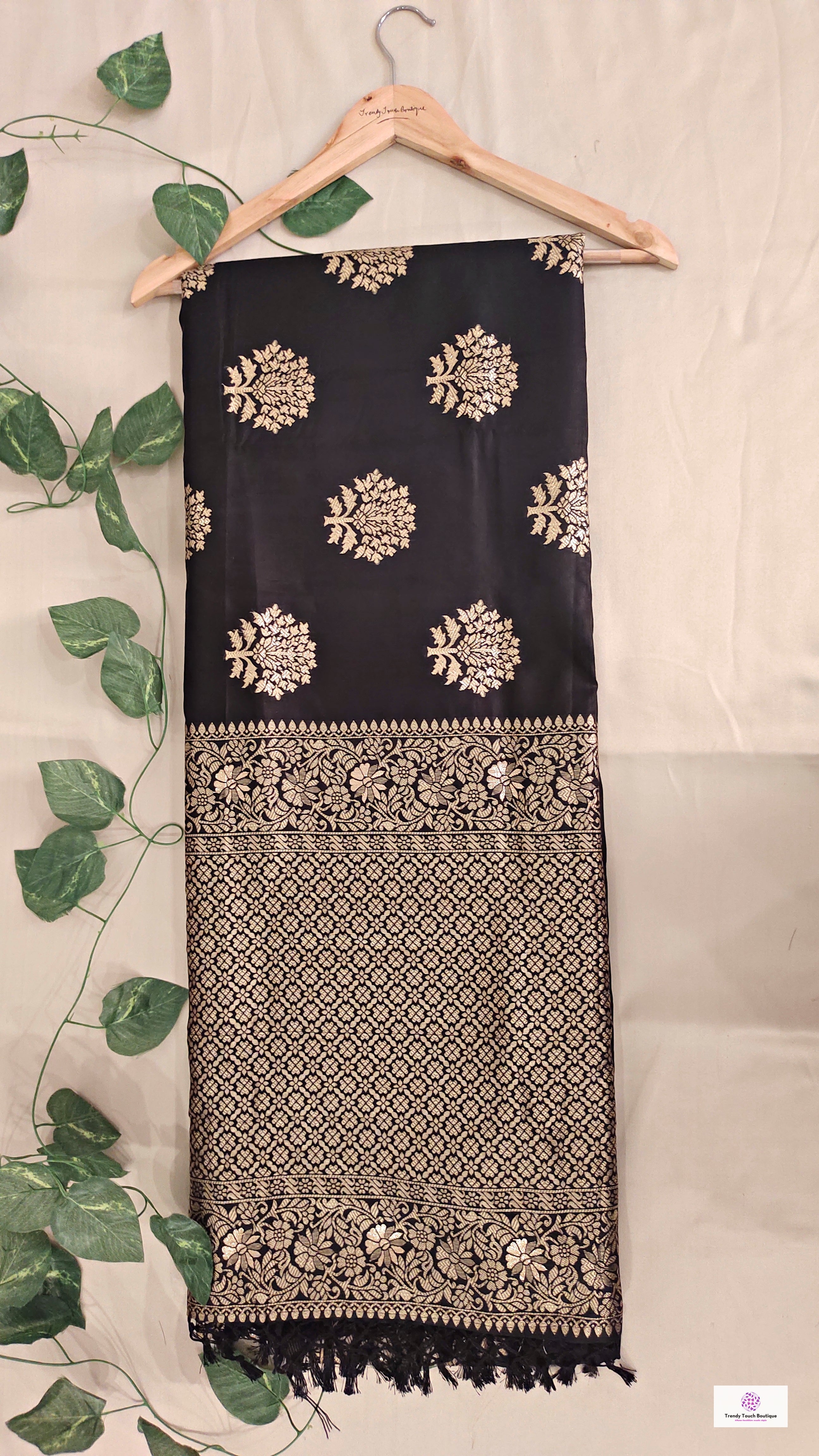 black banarasi silk wedding bridal wear saree with blouse piece online best price lightweight