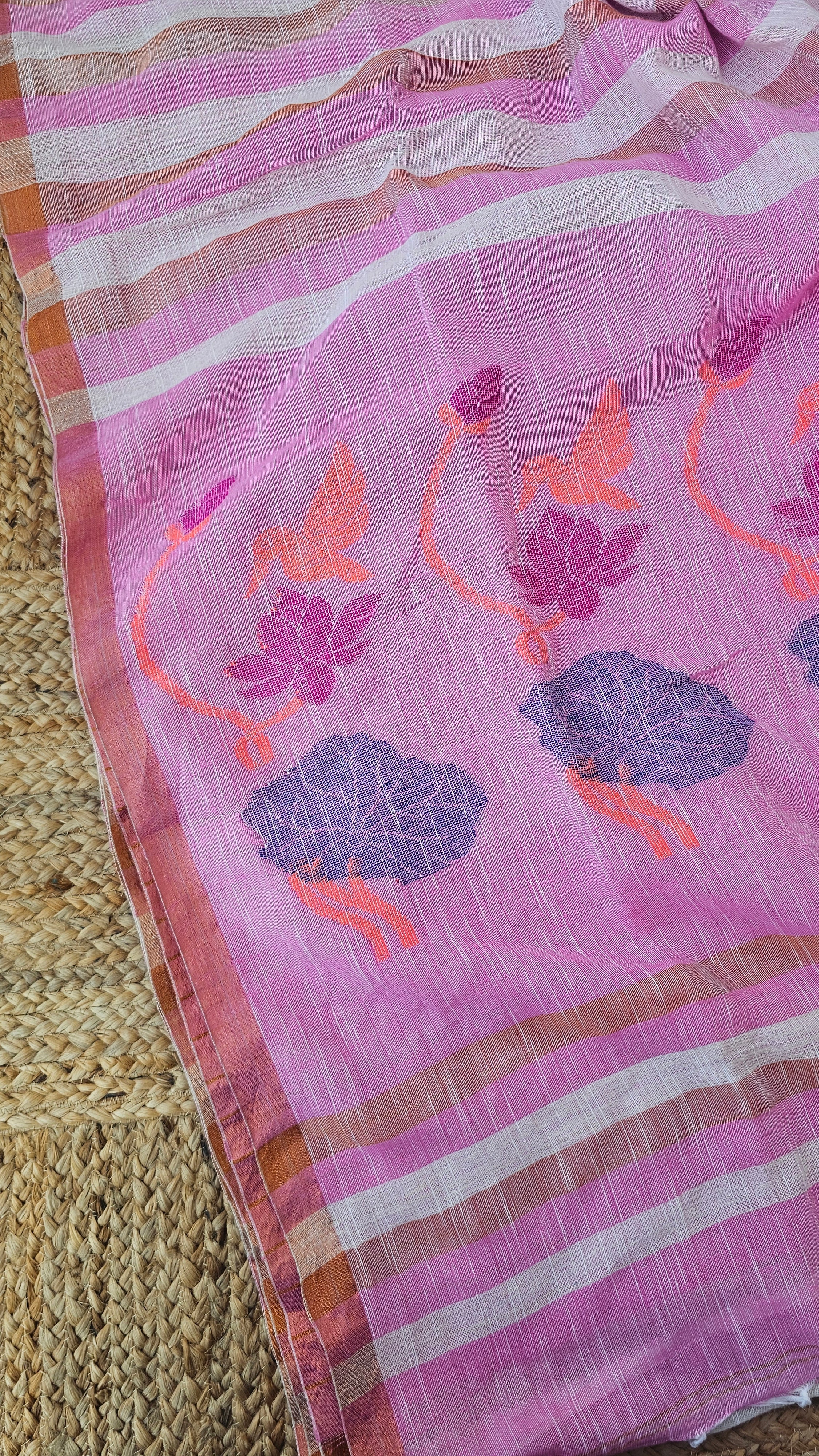 Padma Dighi - Jamdani Handloom - Pure Linen Saree