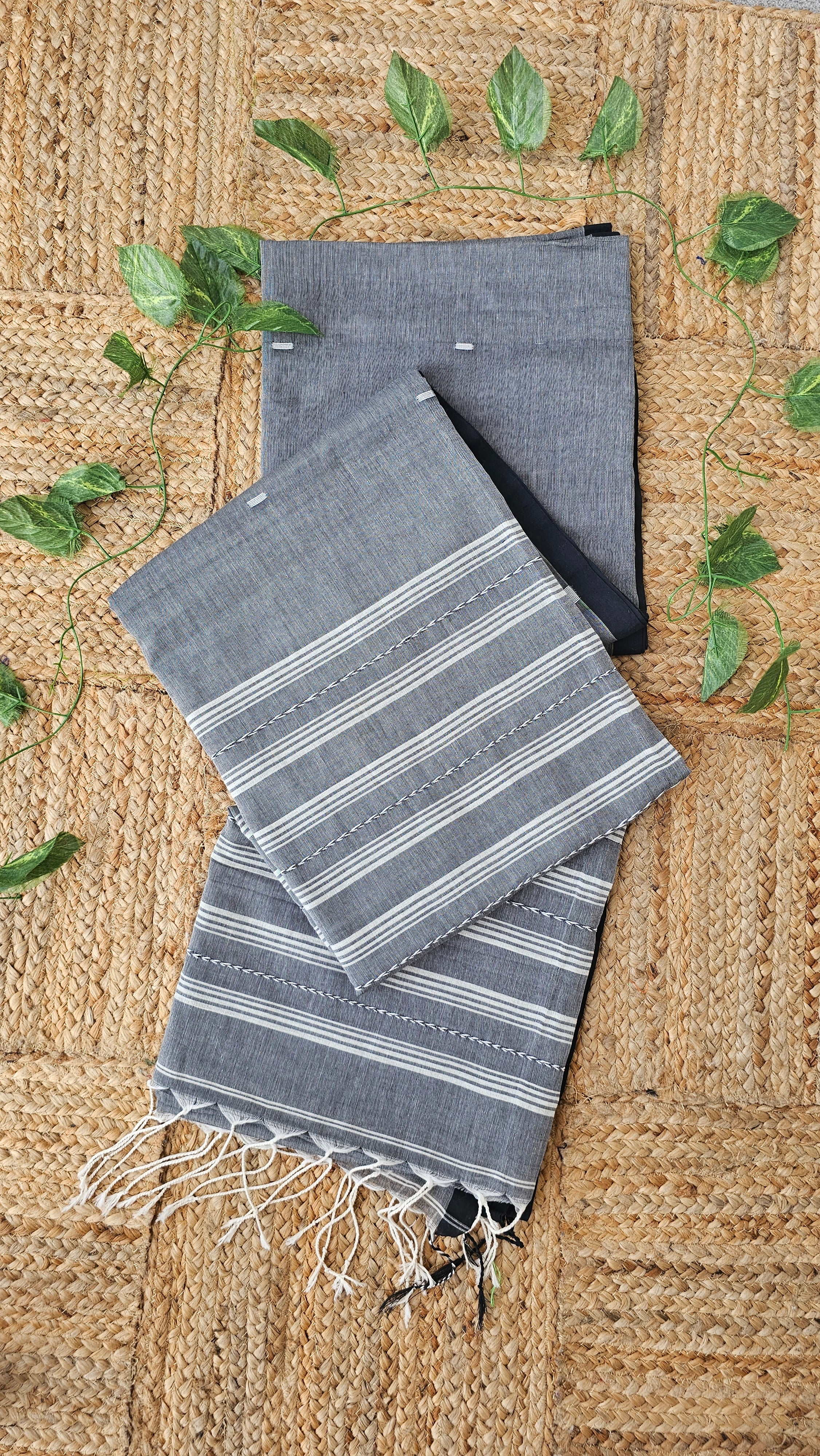 Meghmaya - Jamdani Handloom - Cotton Saree