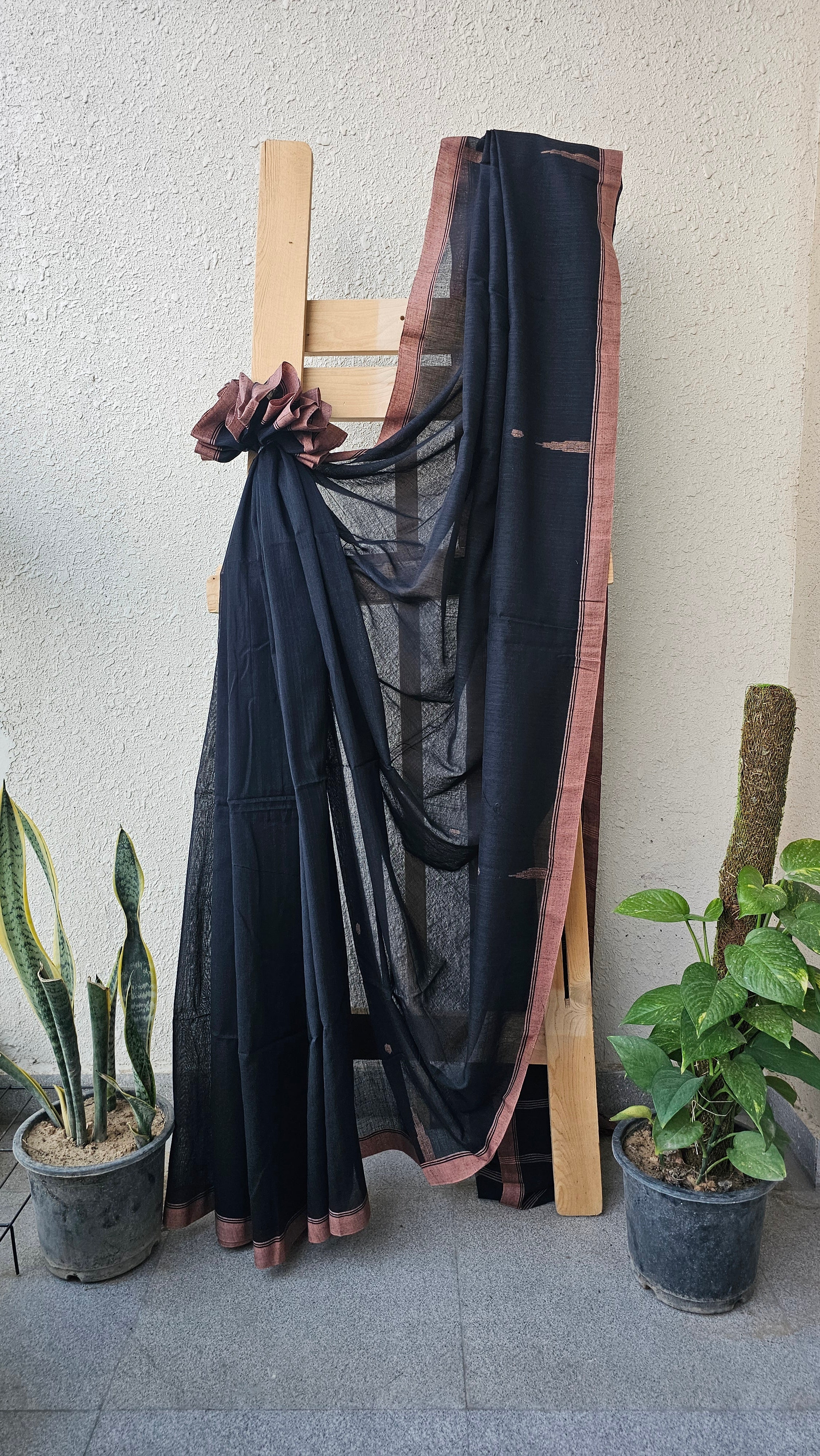 Raatkali - Needle Jamdani Handloom - Cotton Saree