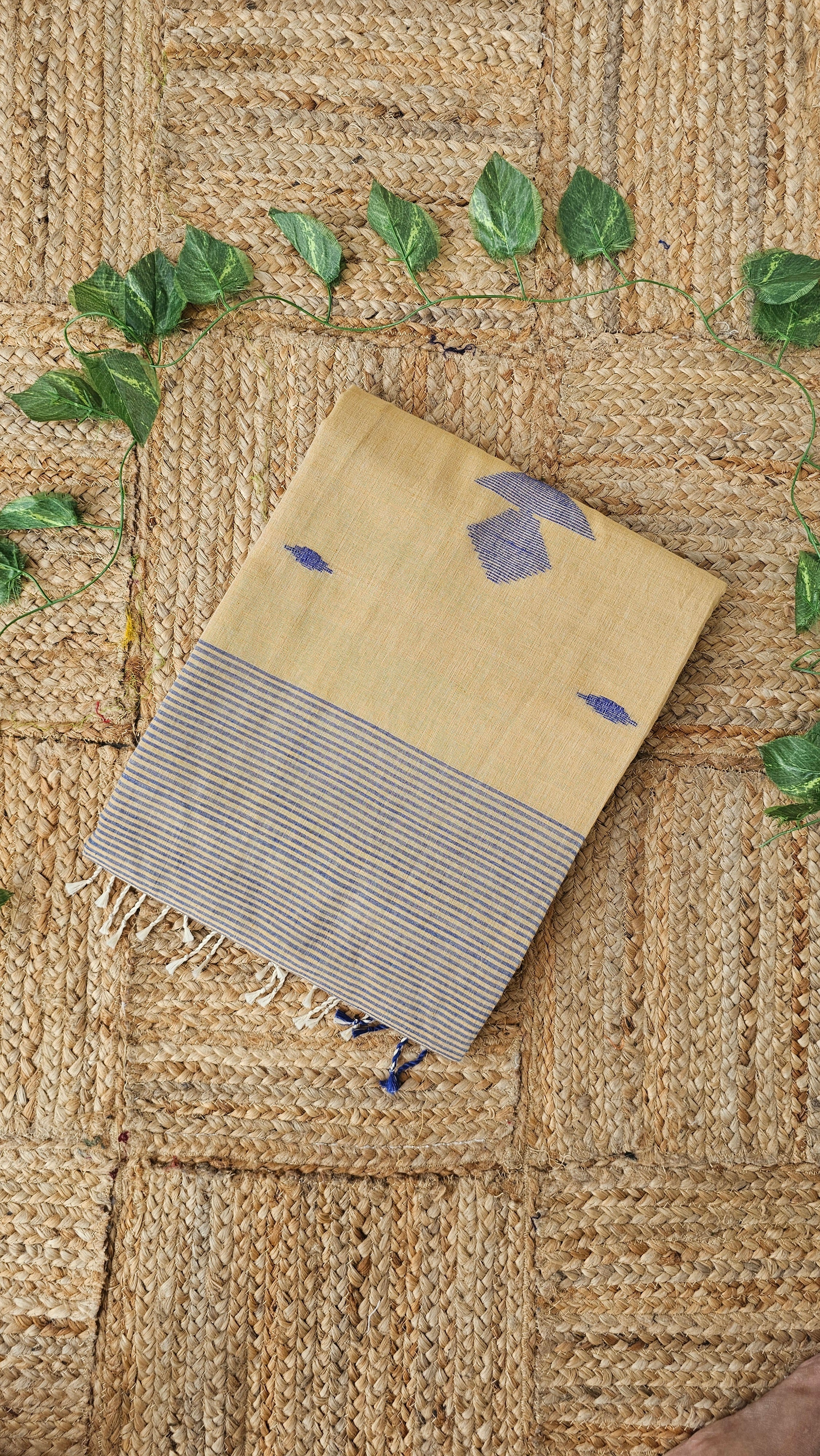 Morubhumi - Jamdani Handloom - Cotton Saree