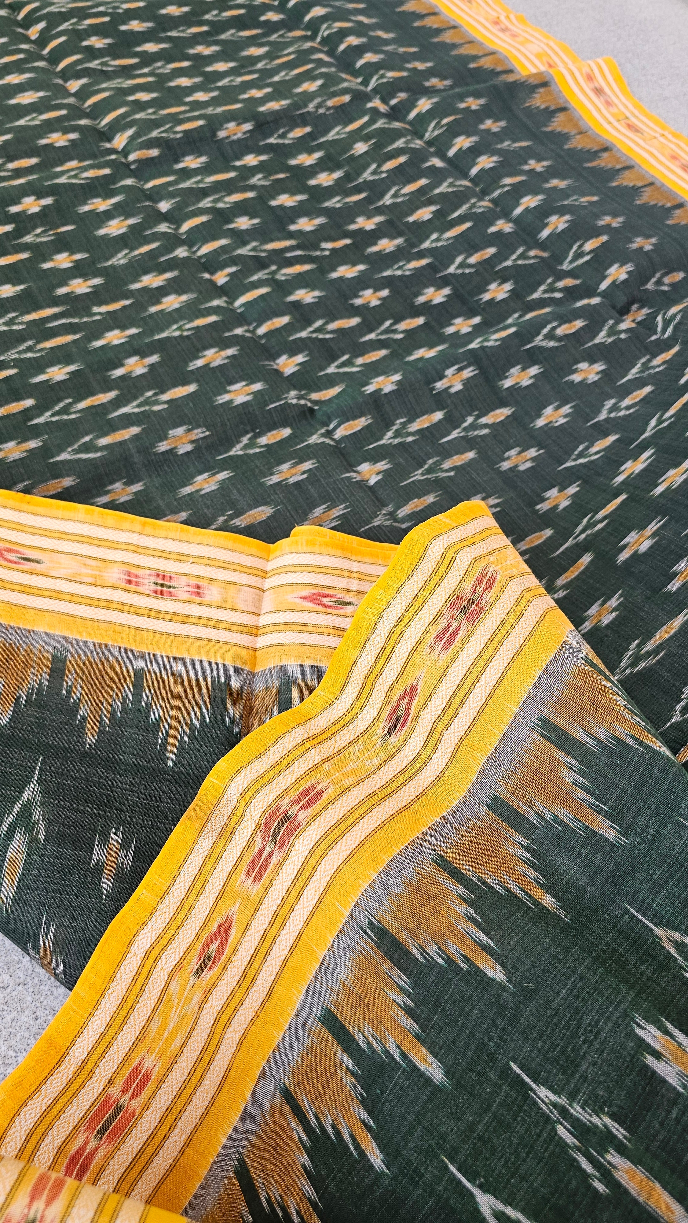 Pallabi - Sambalpuri Ikkat Cotton Handloom Saree