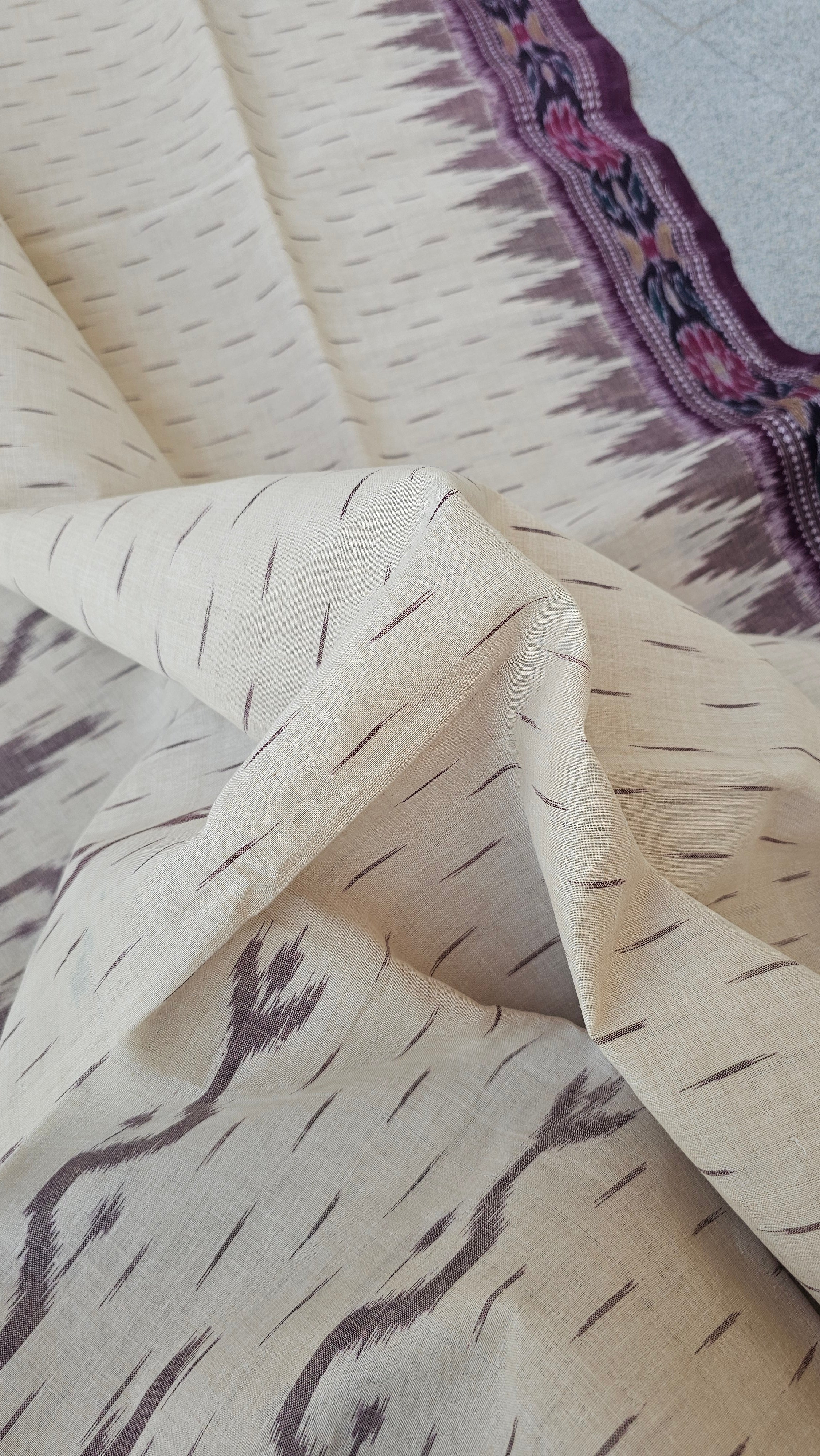 Aparna - Sambalpuri Ikkat Cotton Handloom Saree
