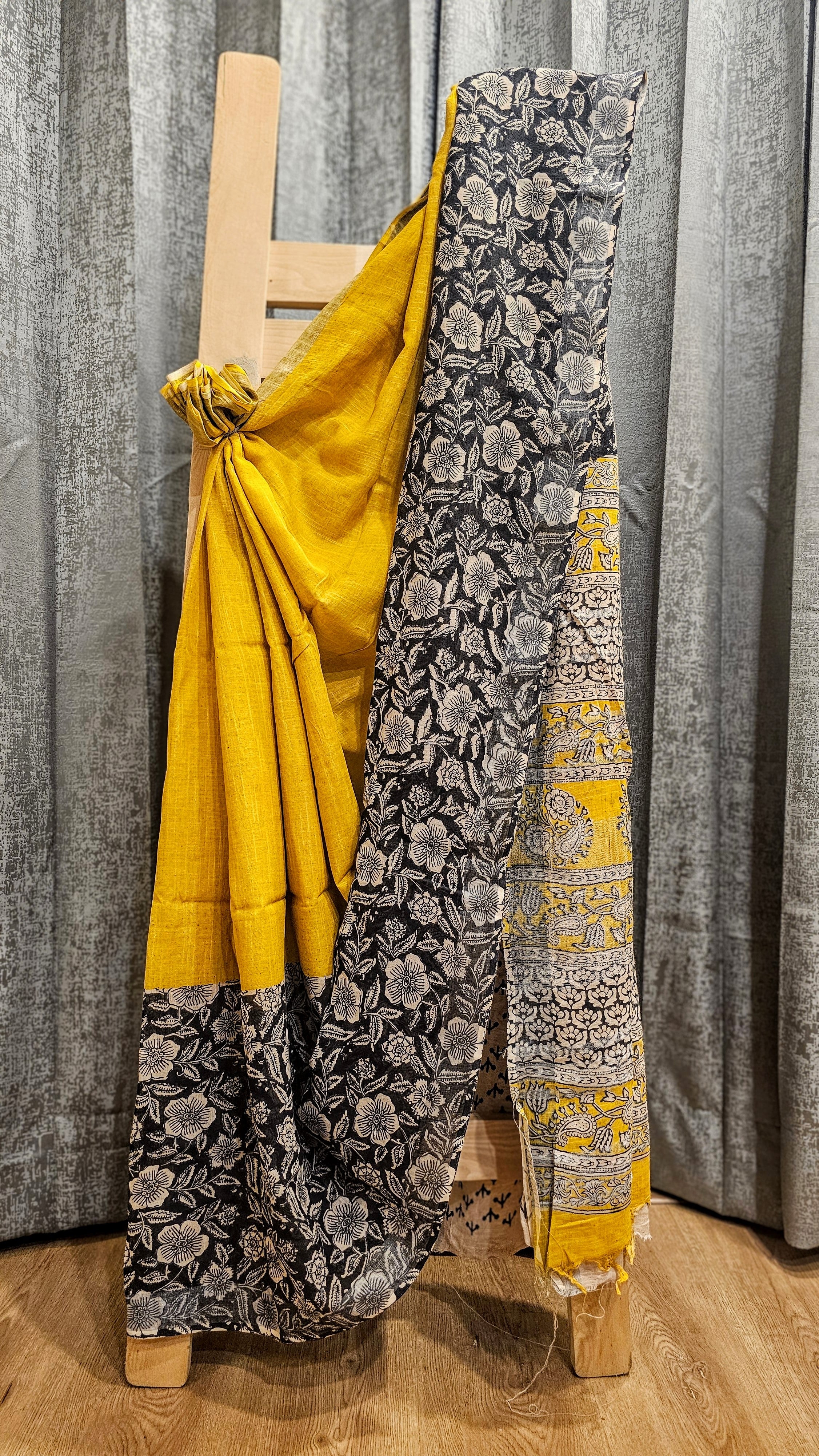 Ushoshi - Handblock Print - Linen Cotton