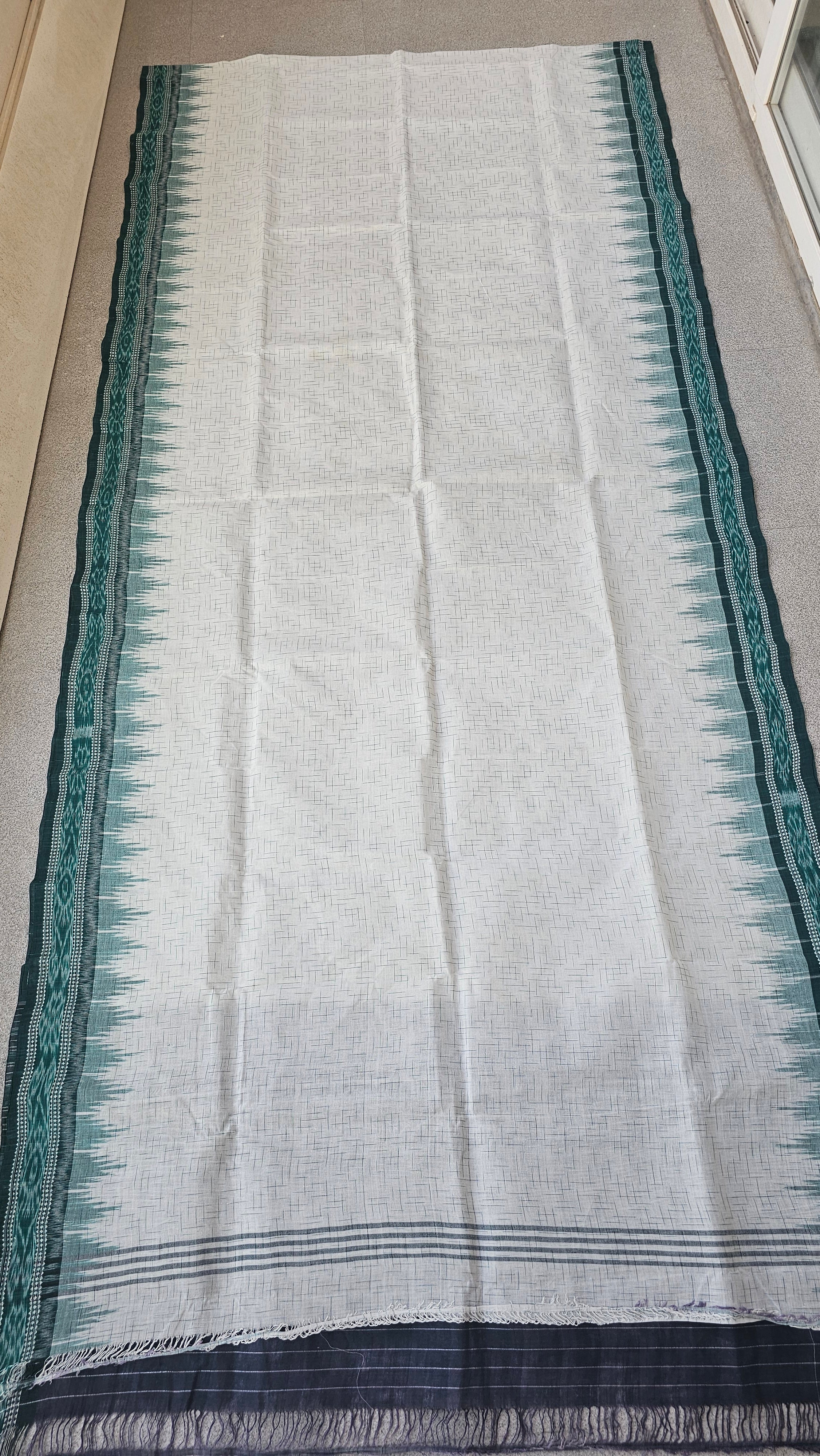 Gargi - Sambalpuri Ikkat Cotton Handloom Saree
