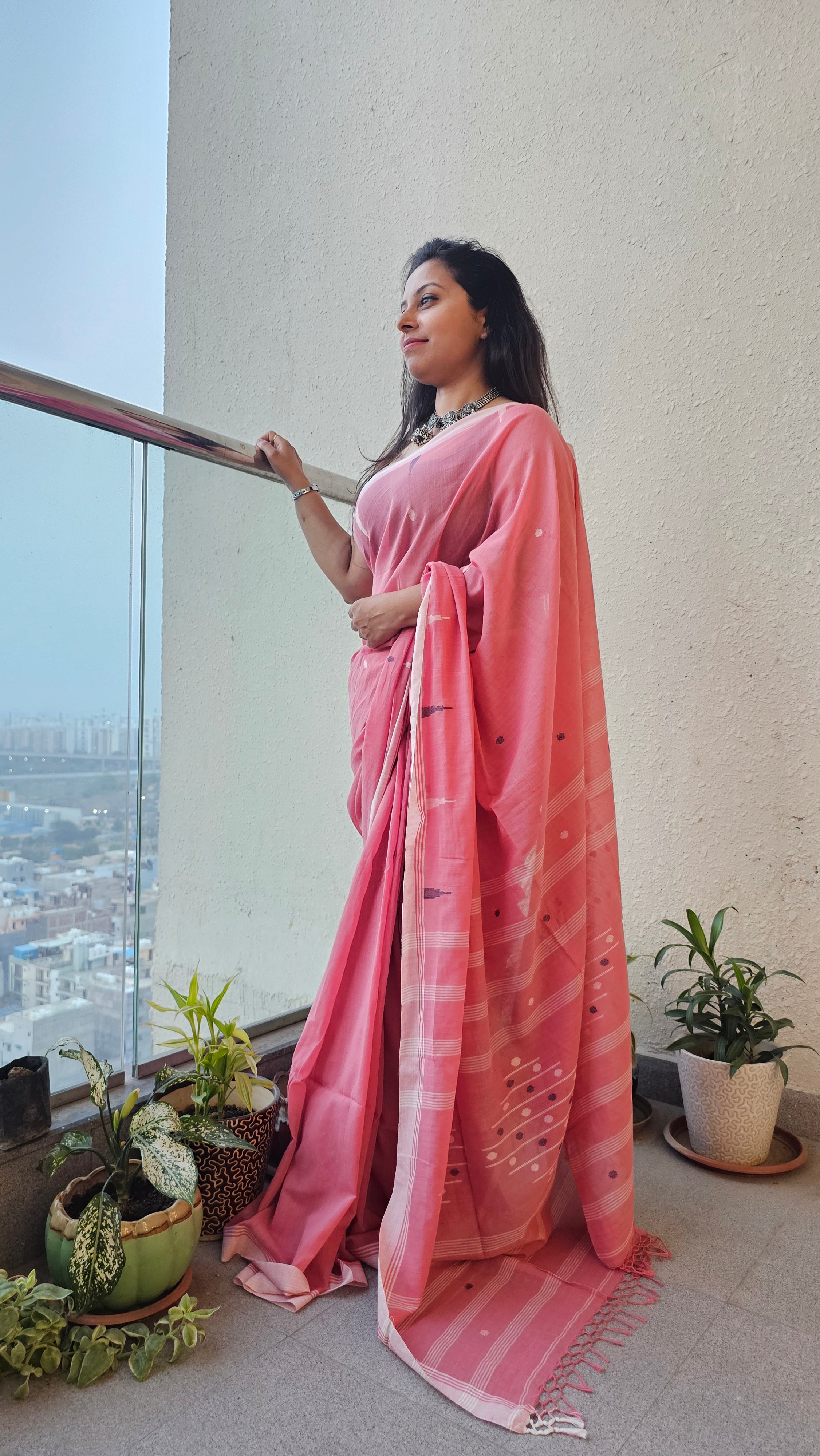 Mon - Needle Jamdani Handloom - Cotton Saree