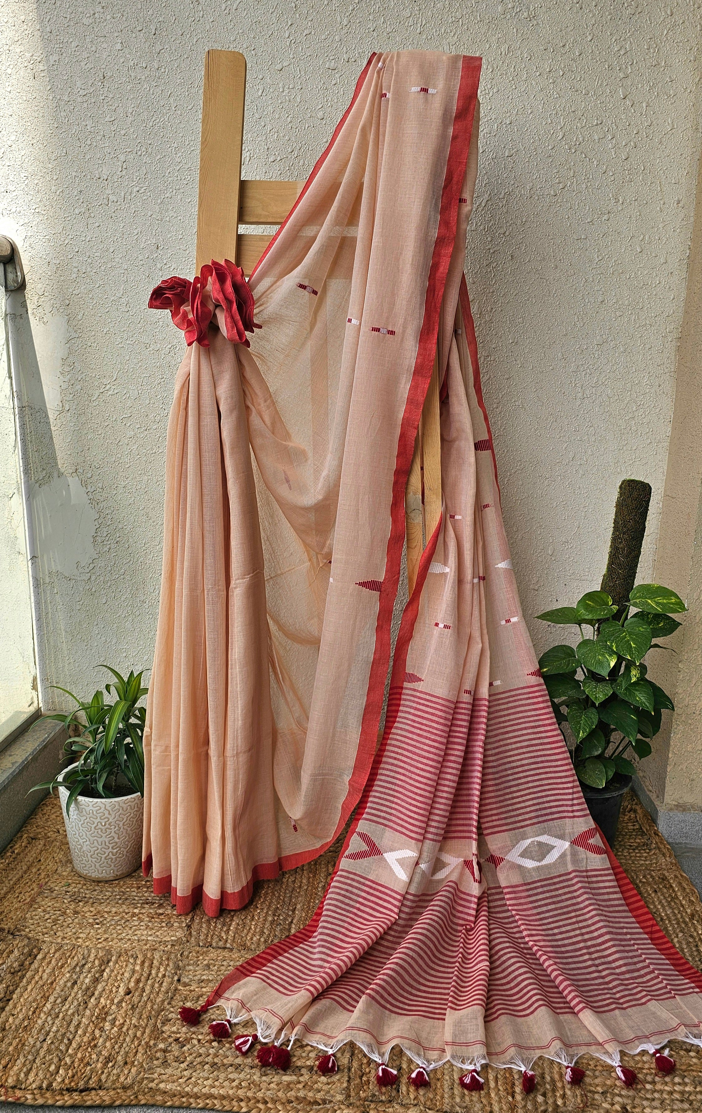 Surmai - Handloom - Mulcotton Saree
