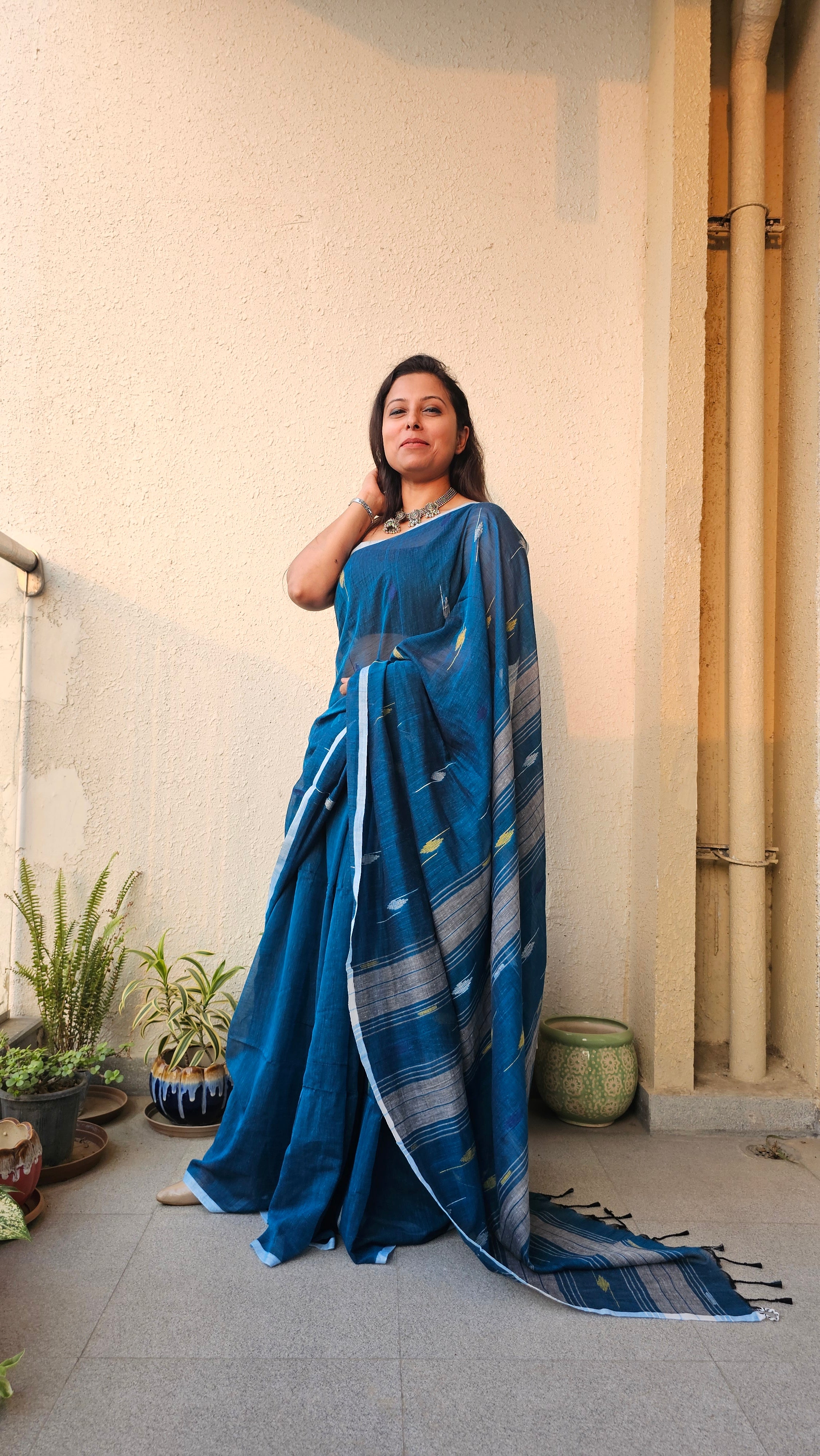 Meghla - Needle Jamdani Handloom - Mulcotton Saree
