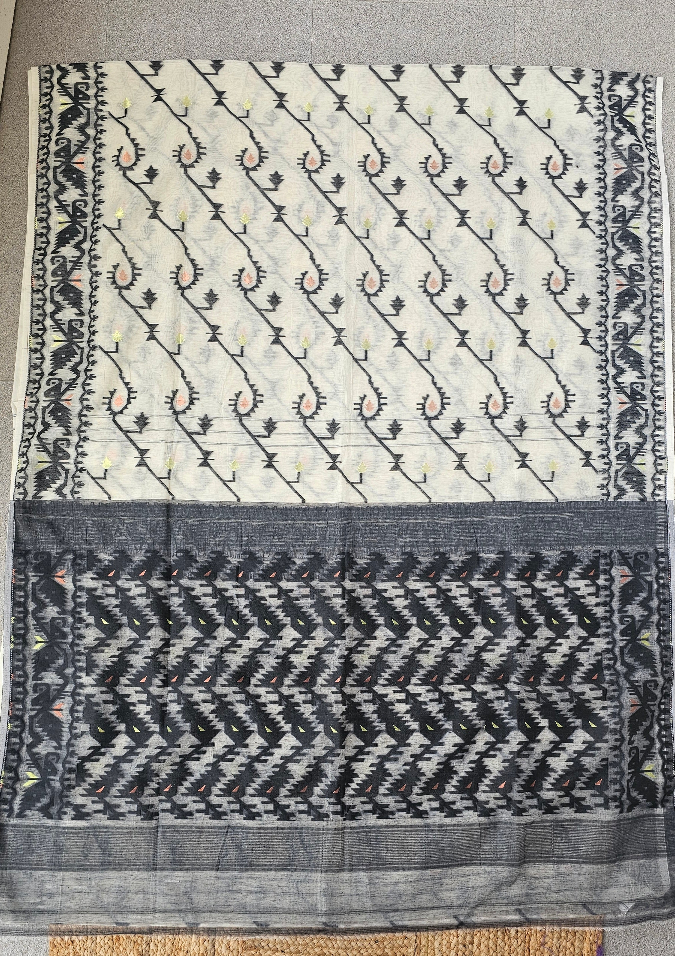 Nouko - Dhakai Jamdani (Soft Starch-free)