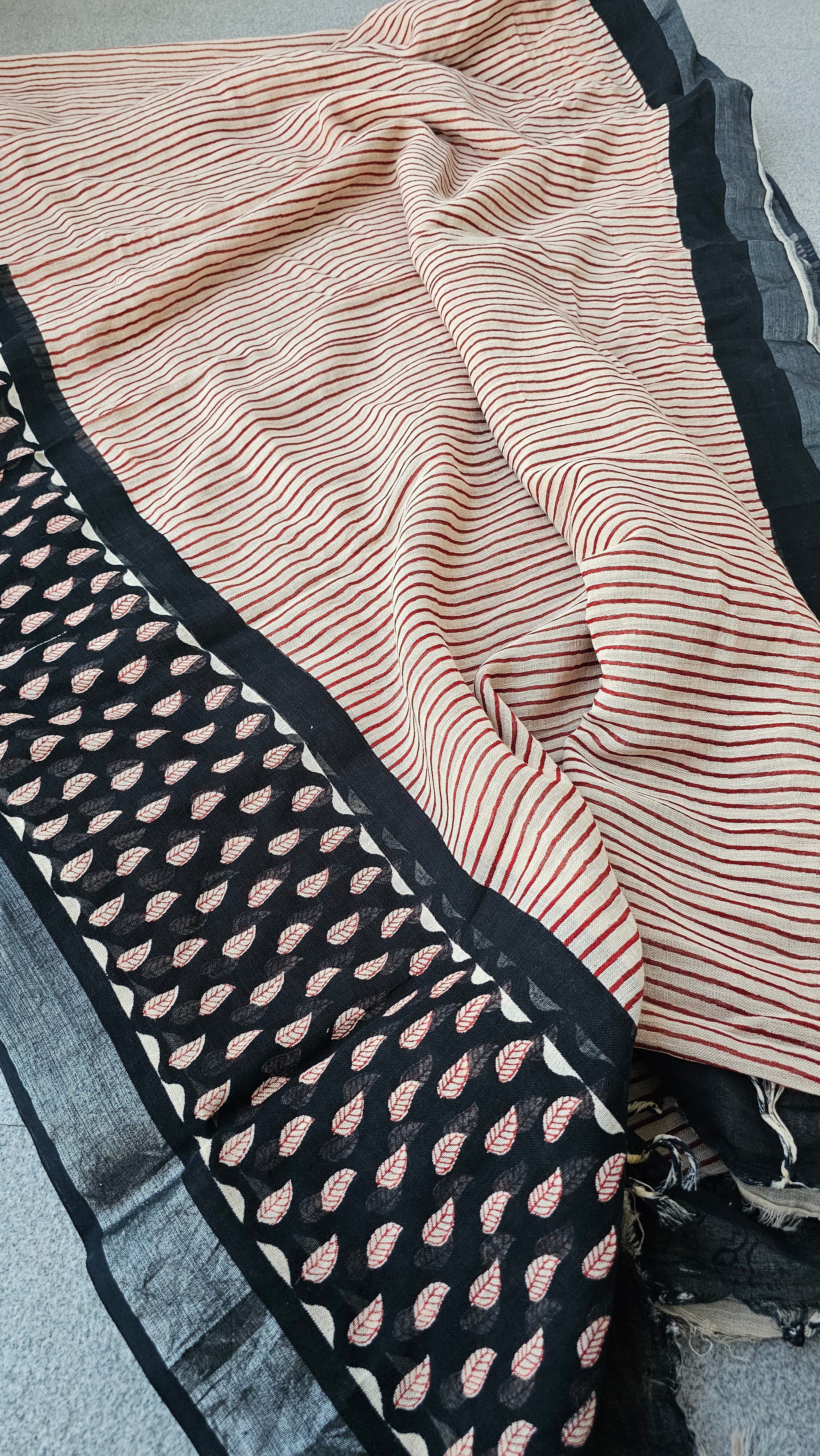 Rhea - Hand Block Print - Linen Cotton Saree