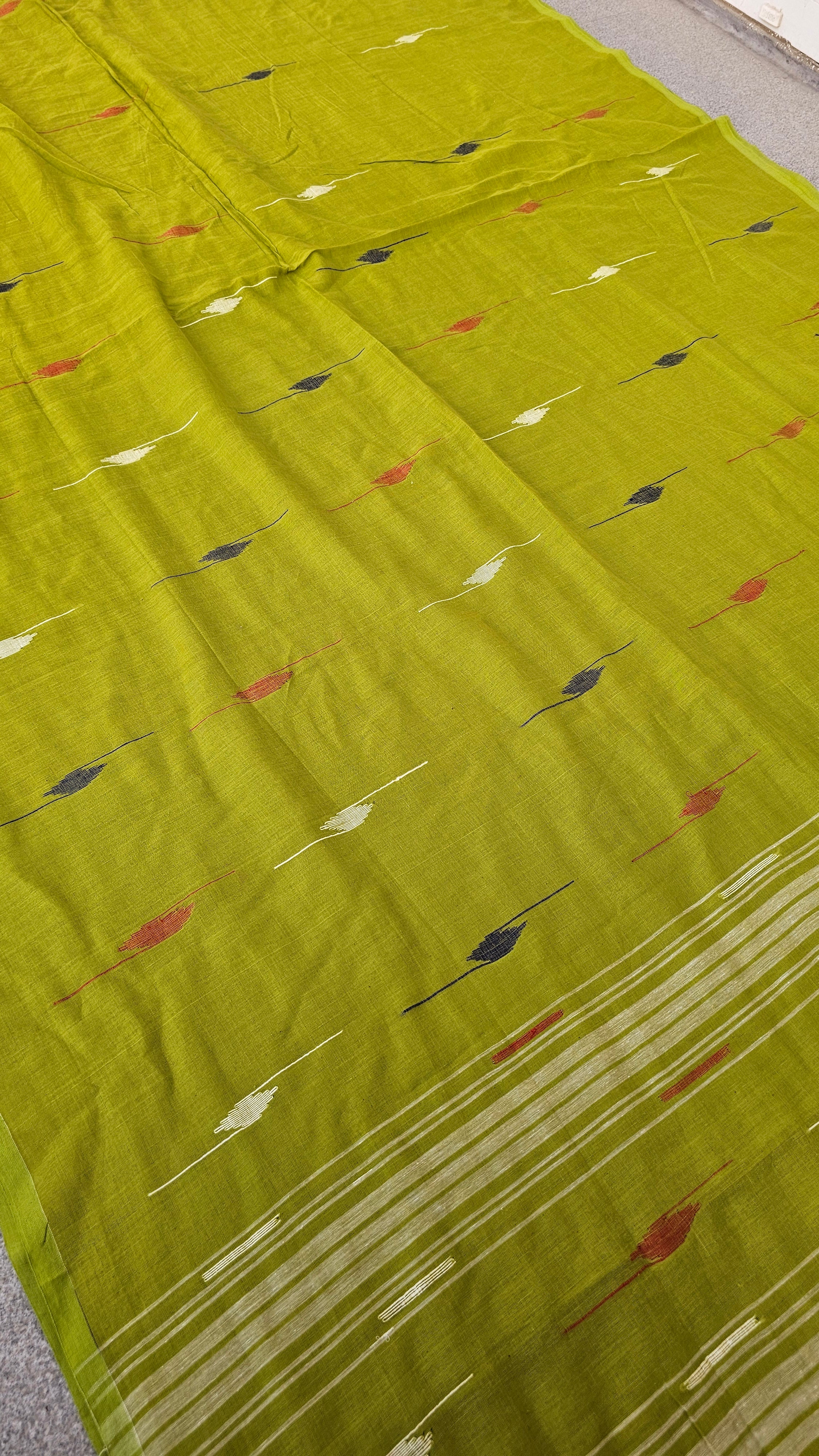 Durba - Needle Jamdani Handloom - Mulcotton Saree