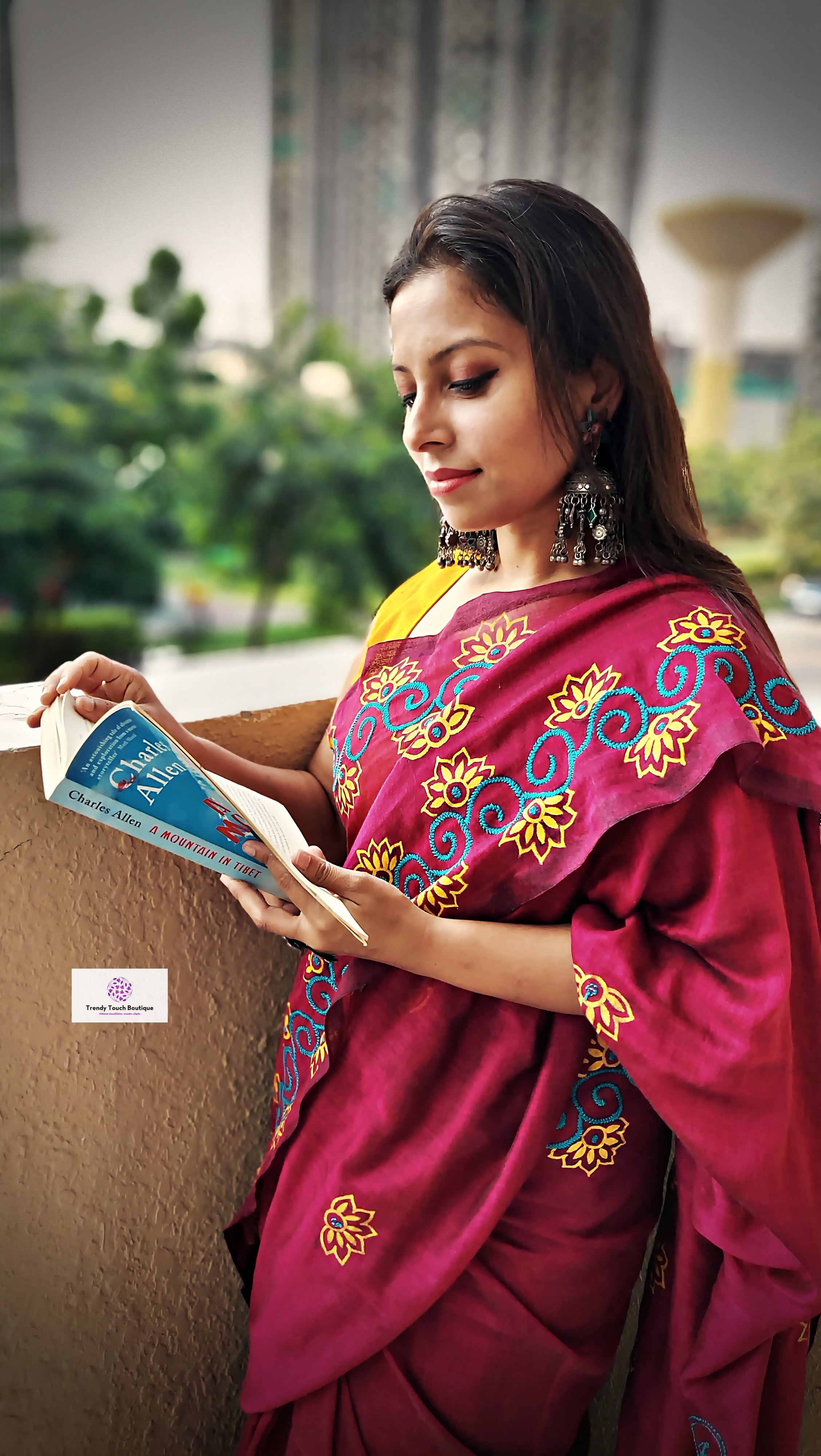 MULBERRY MODE - HANDPAINTED & EMBROIDERED - COTTON HANDLOOM